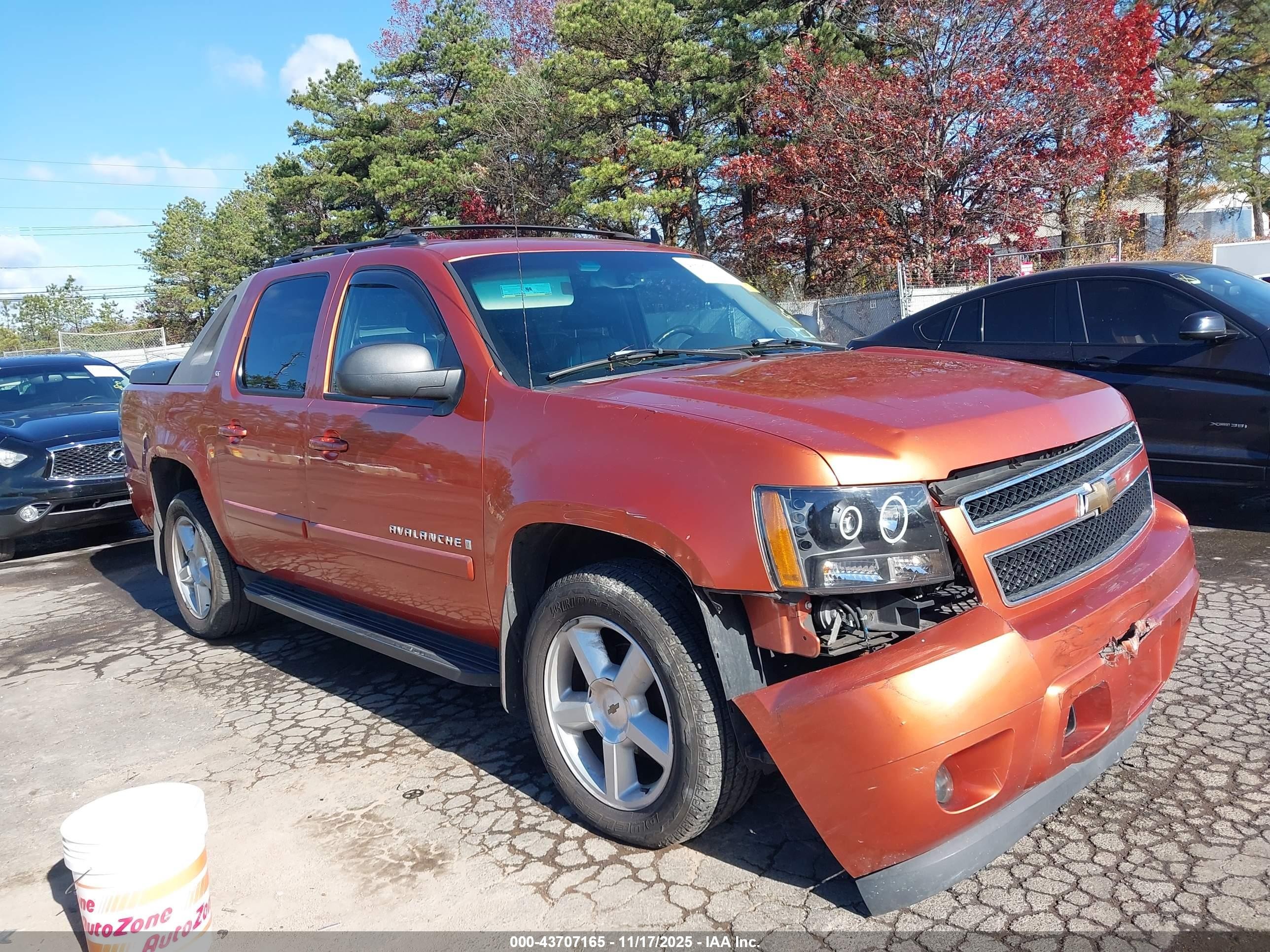 2007 Chevrolet Avalanche LTZ, VIN 3GNFK12357G258920 — All over
