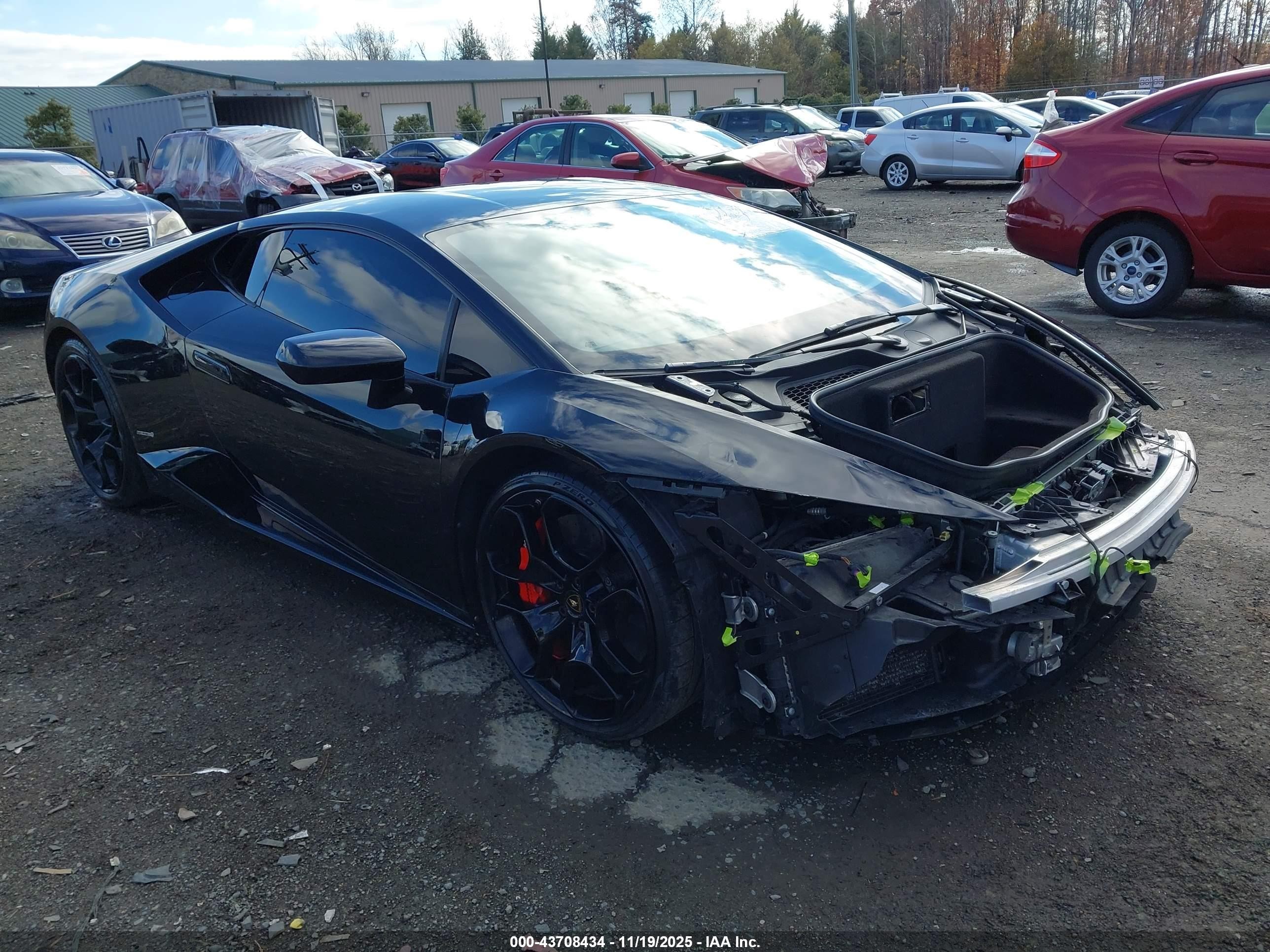 2015 Lamborghini Huracan, VIN ZHWUC1ZF6FLA02956 — Front end