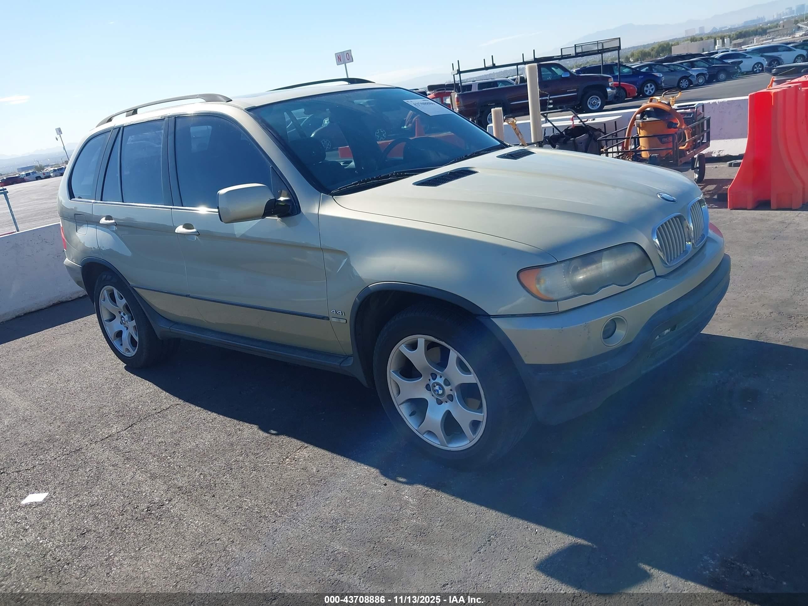 2000 BMW X5, VIN WBAFB334XYLH03586 — Бок
