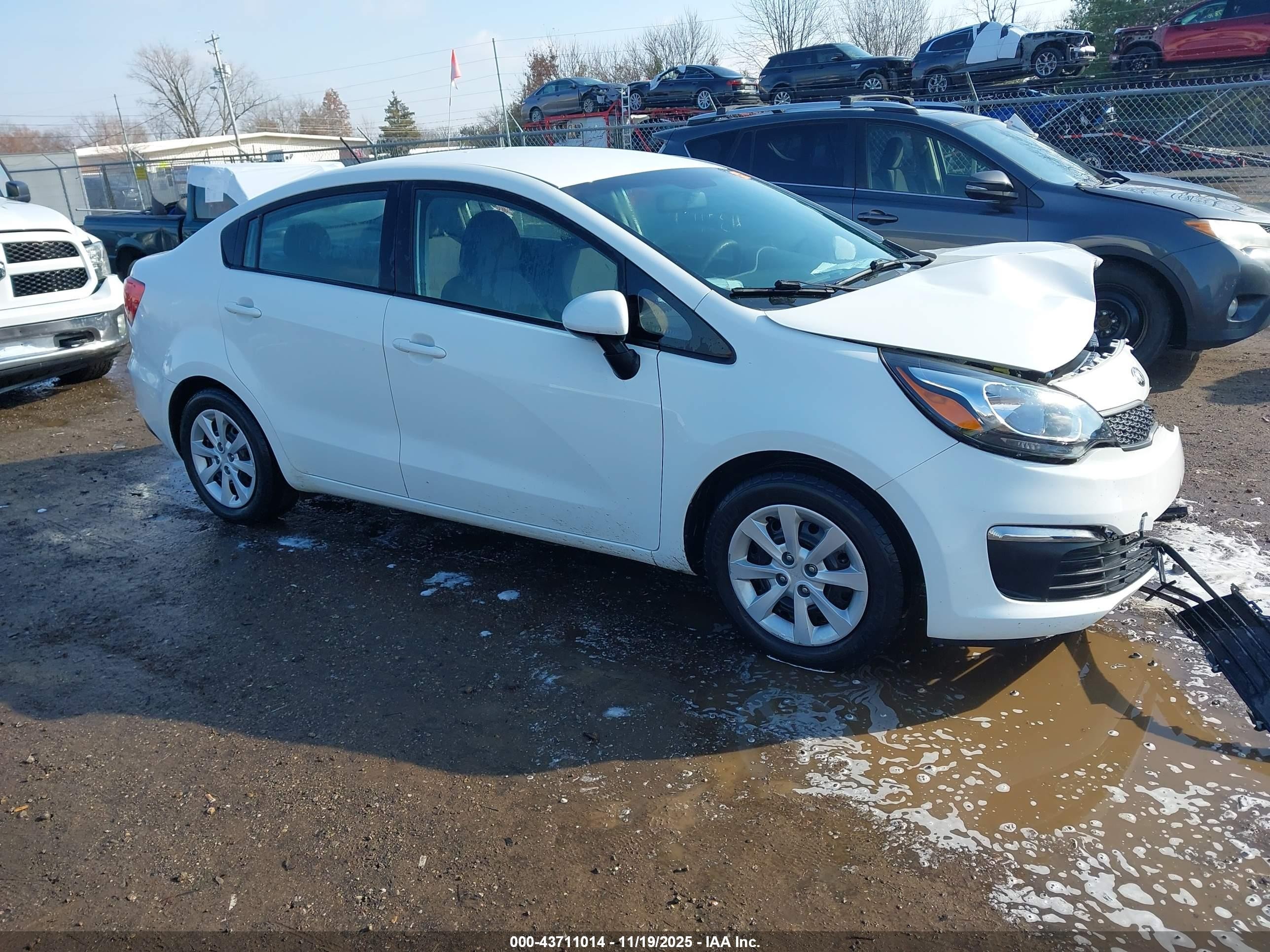 2016 Kia Rio LX, VIN KNADM4A30G6695087 — Front end
