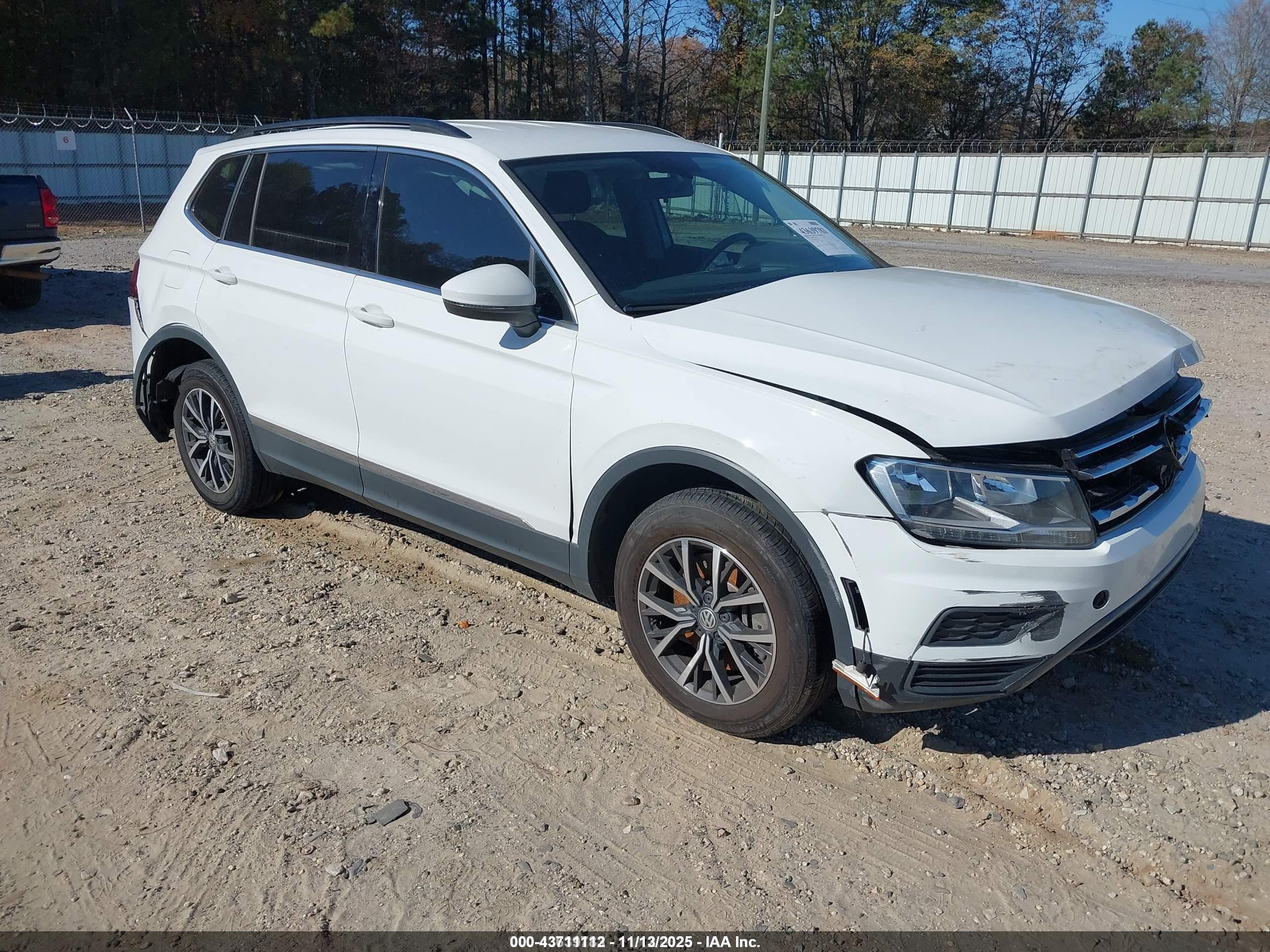 2020 Volkswagen Tiguan SE, VIN 3VV3B7AXXLM124839 — По всему кузову