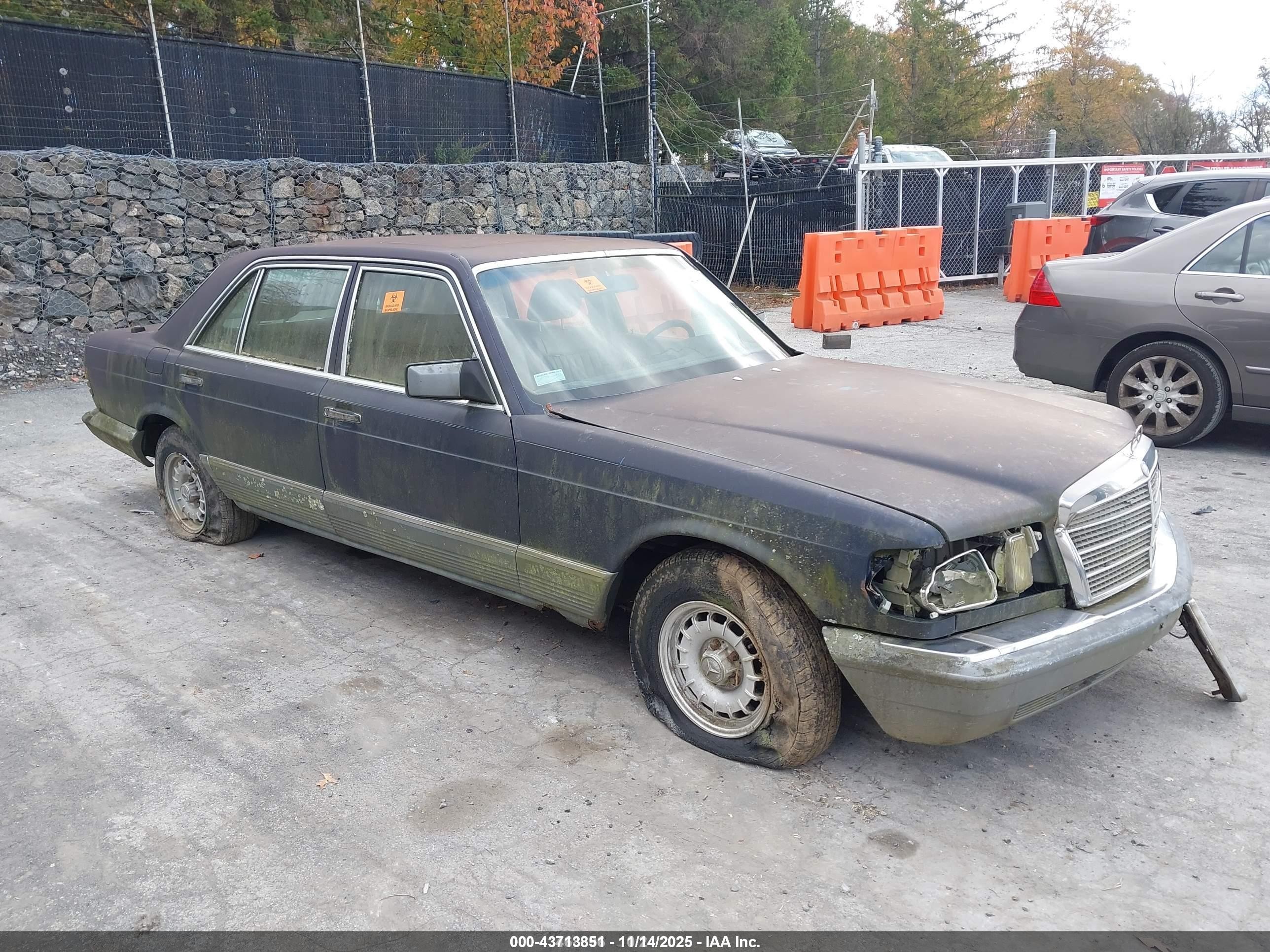 1985 Mercedes-Benz 500 SEL, VIN WDBCA37D1FA156019 — Biohazard / chemical