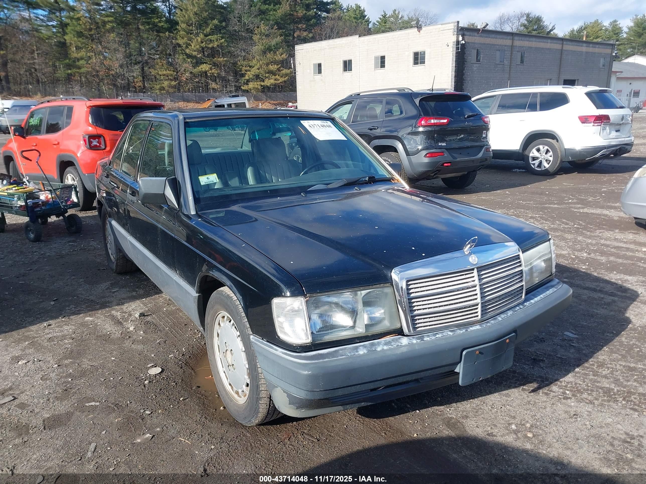 1993 Mercedes-Benz 190 E, VIN WDBDA28D9PG073000 — Rear end