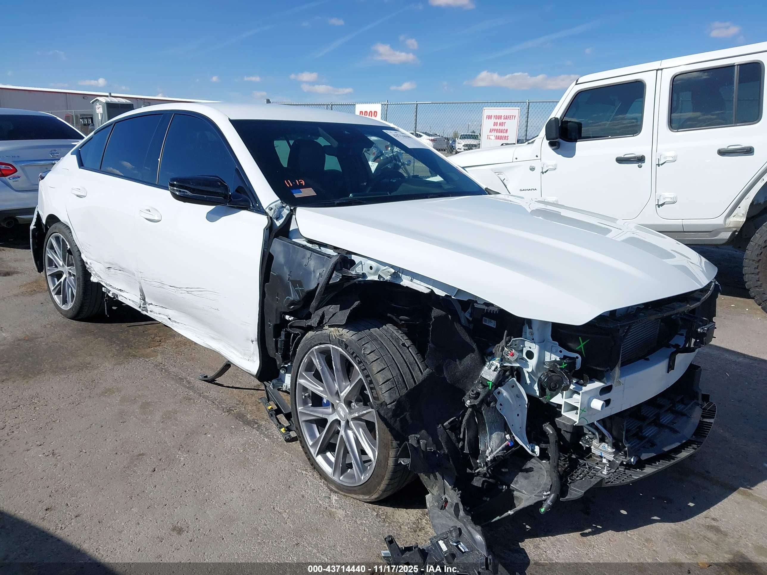 2024 Cadillac CT5-V, VIN 1G6DR5RW5R0132585 — Front end