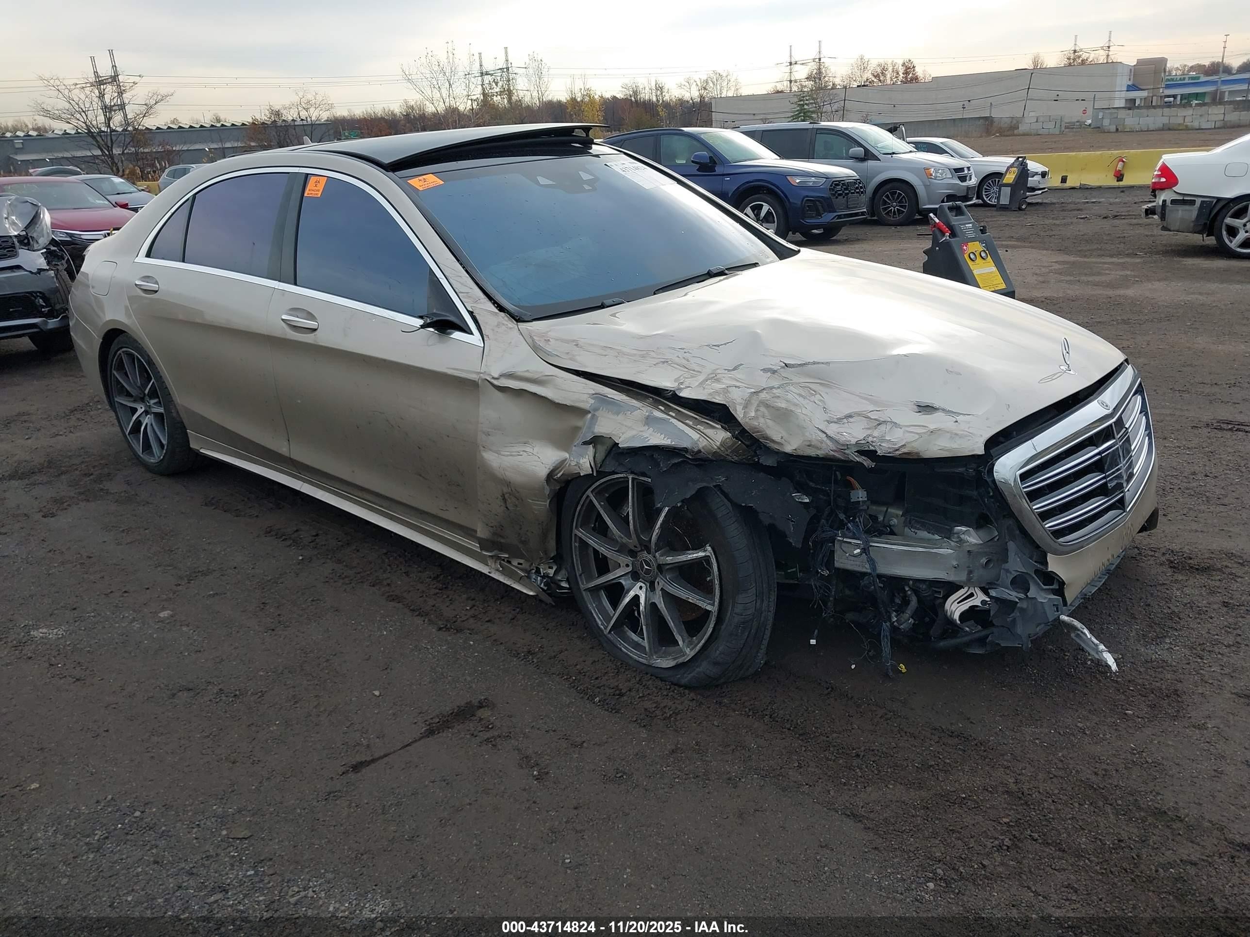 2019 Mercedes-Benz S 560, VIN WDDUG8DB4KA459171 — Front end