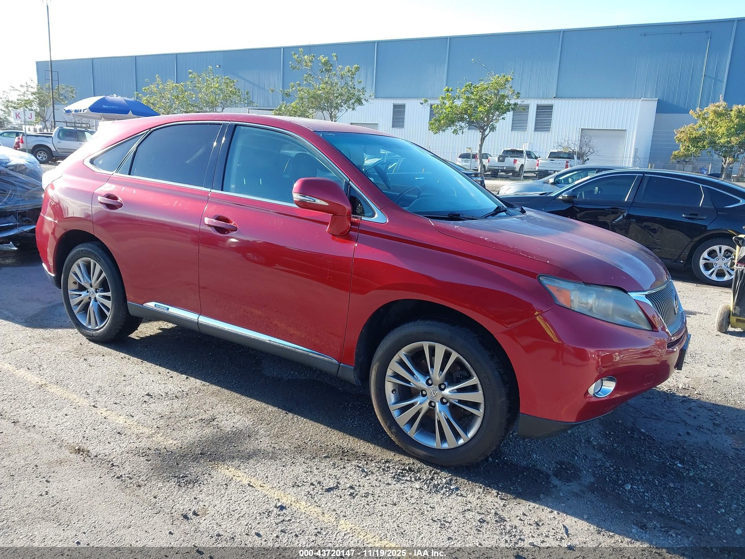 2010 Lexus RX 450h, VIN JTJZB1BA3A2000154 — Rear end