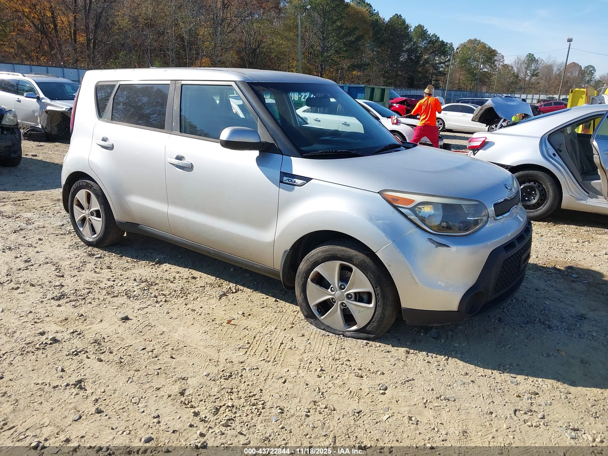 2015 Kia Soul, VIN KNDJN2A25F7811665 — Theft recovery