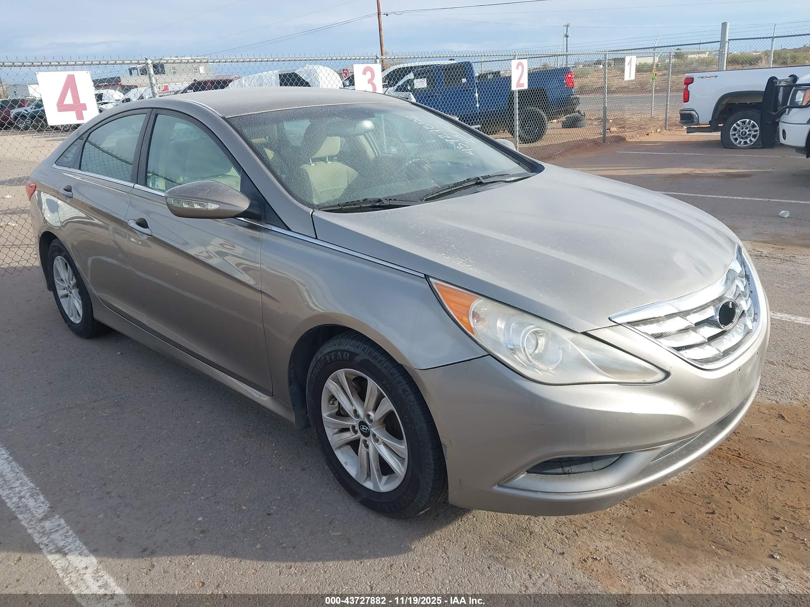 2014 Hyundai Sonata GLS, VIN 5NPEB4AC0EH862659 — Front end