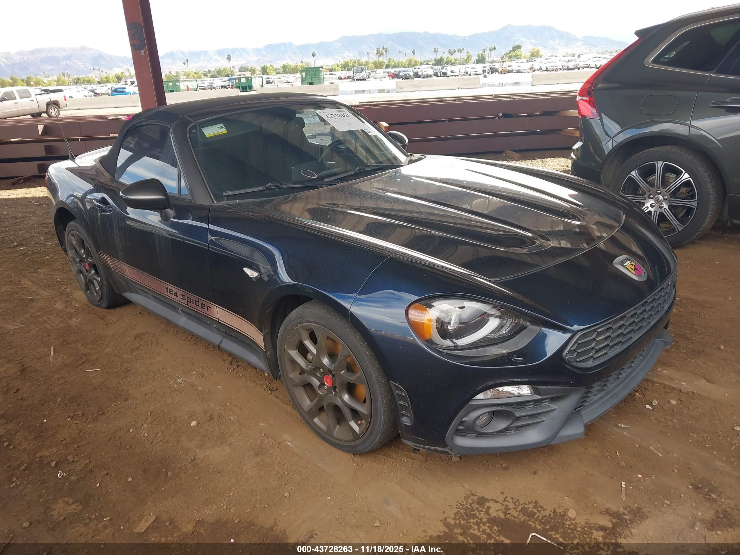 2018 FIAT 124 Spider Abarth, VIN JC1NFAEK4J0138854 — Auction photo