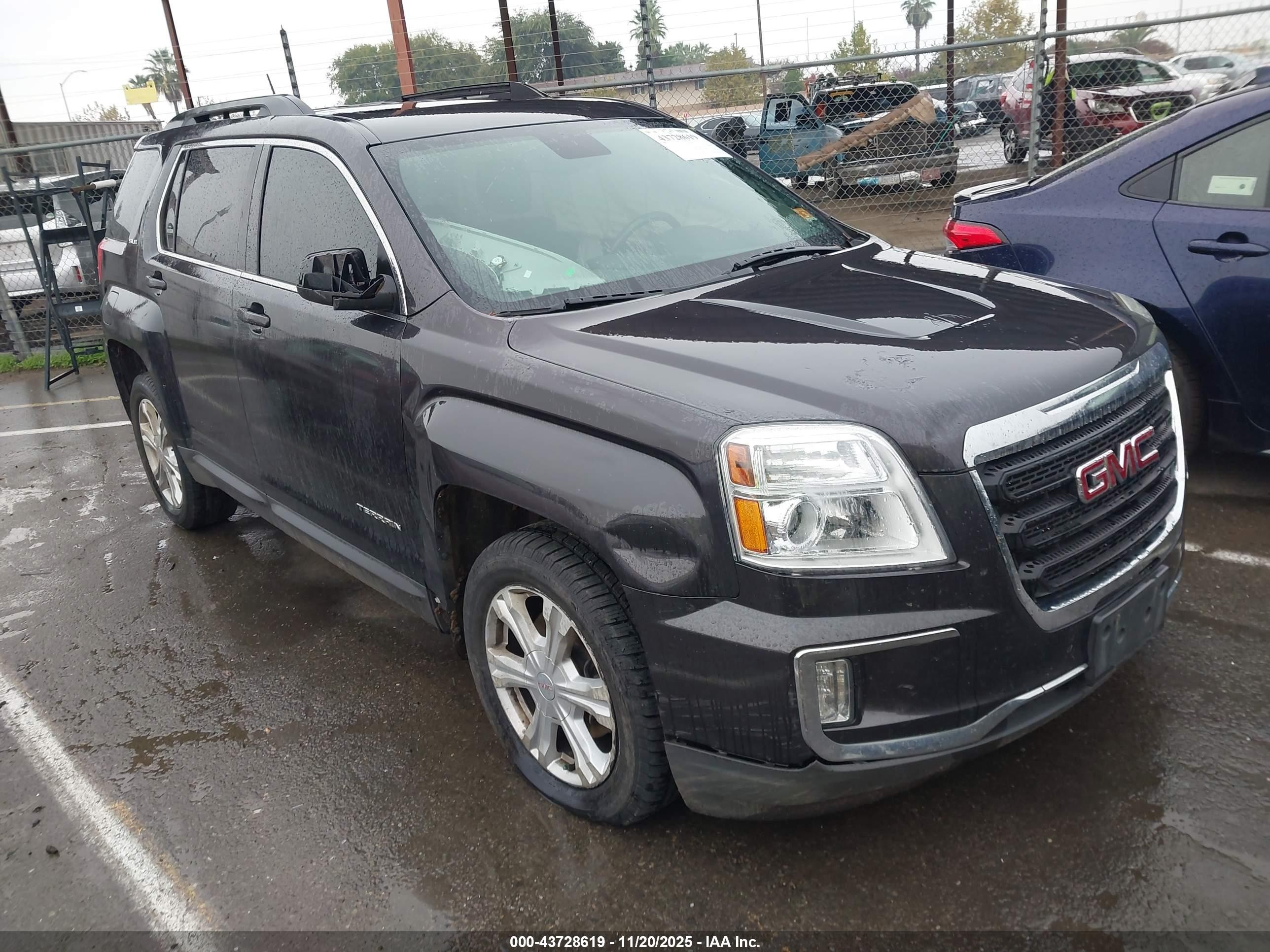 2016 GMC Terrain SLE, VIN 2GKFLTE33G6153094 — Side