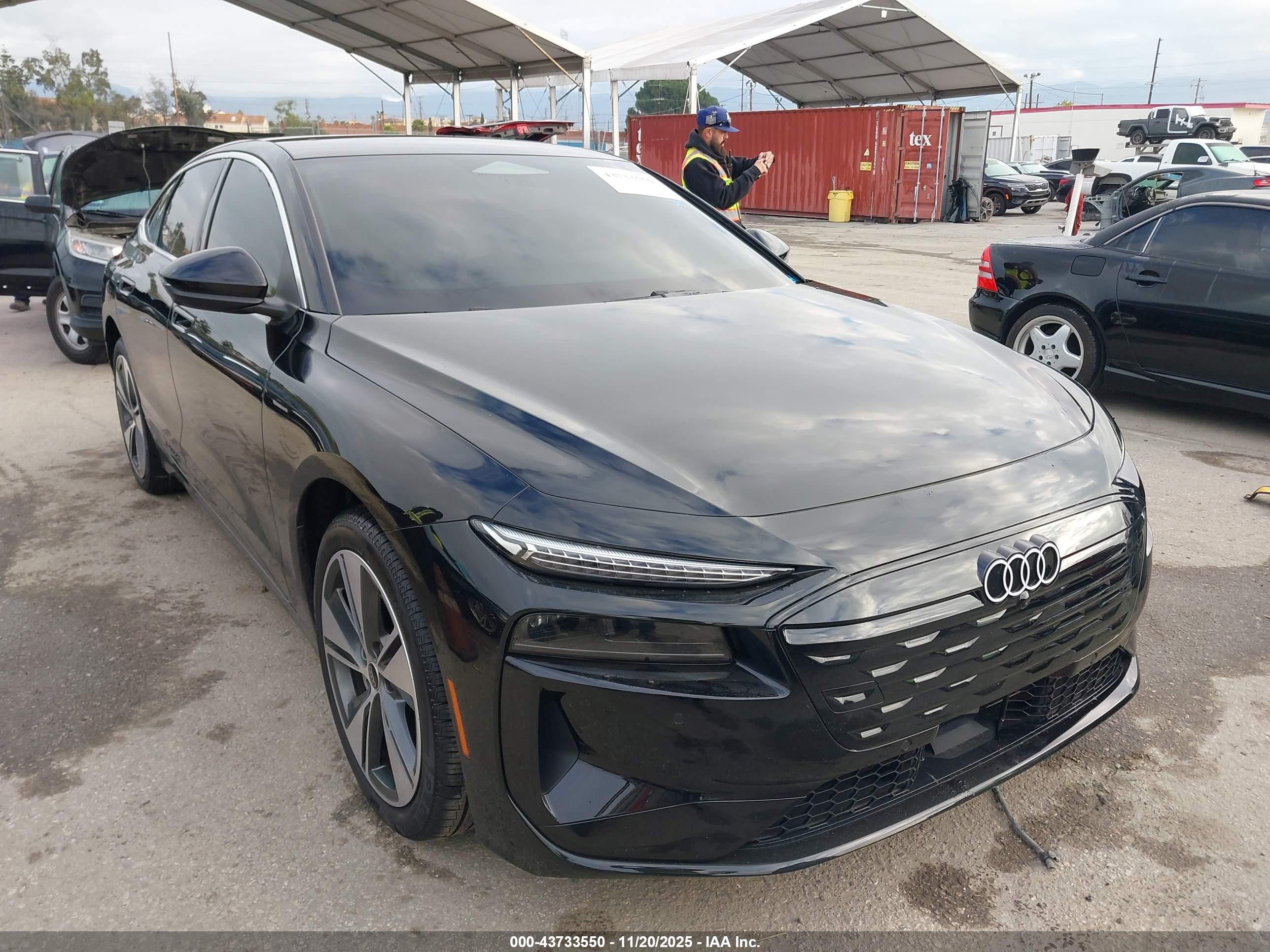 2025 Audi A6 e-tron Premium Plus, VIN WAU2CAGH2SA025588 — Rear end