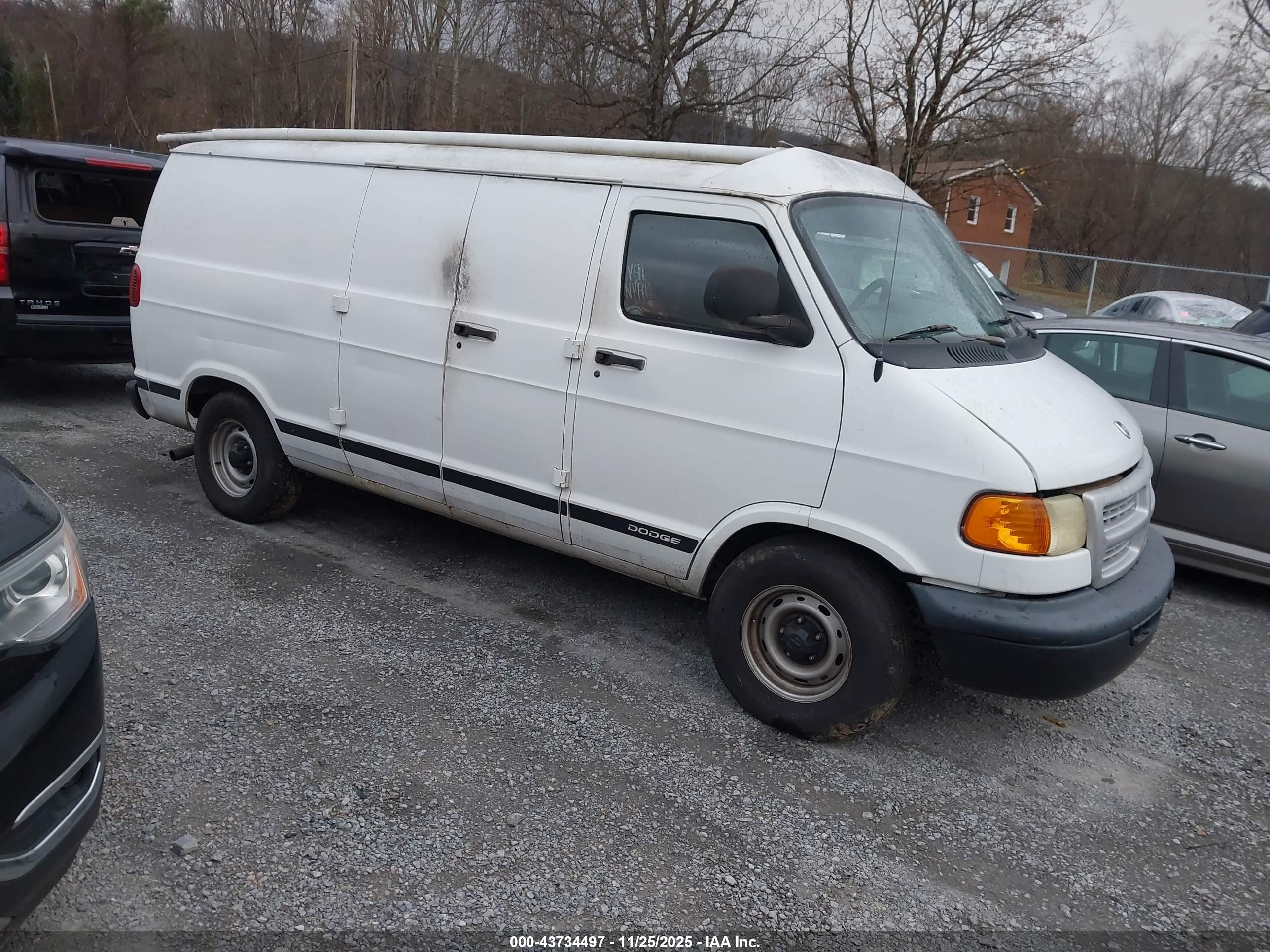 1998 Dodge Cargo, VIN 2B7HB11X9WK101074 — Mechanical