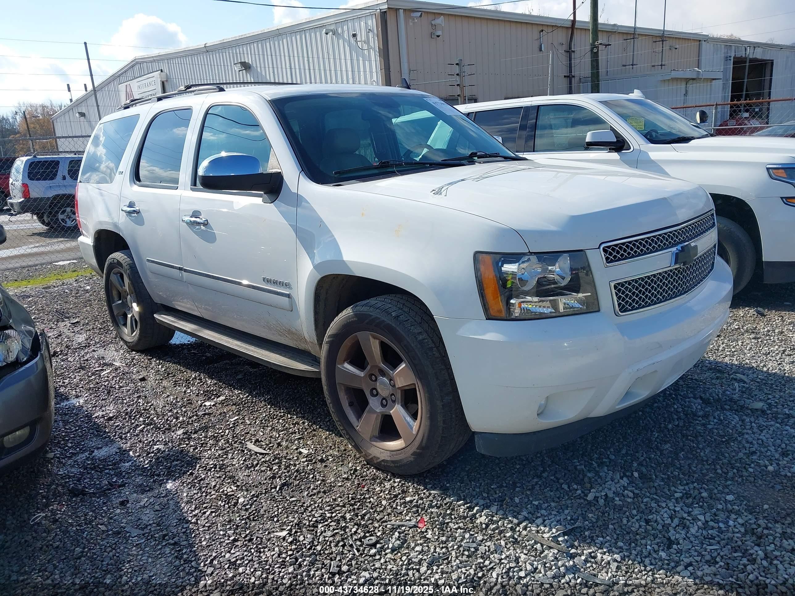 2011 Chevrolet Tahoe LTZ, VIN 1GNSKCE02BR284945 — Rear end