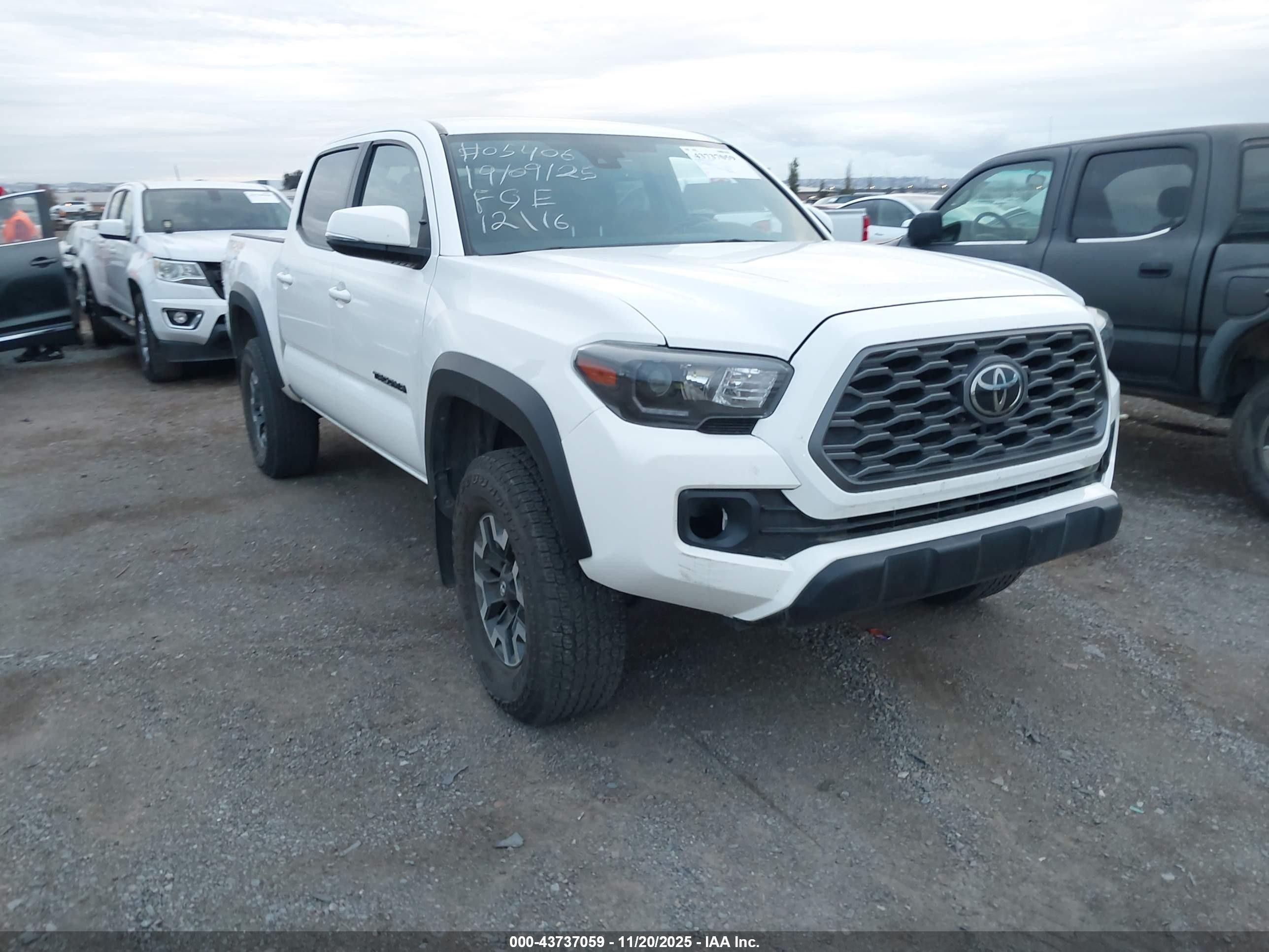 2023 Toyota Tacoma SR, VIN 3TMCZ5AN7PM598041 — Auction photo