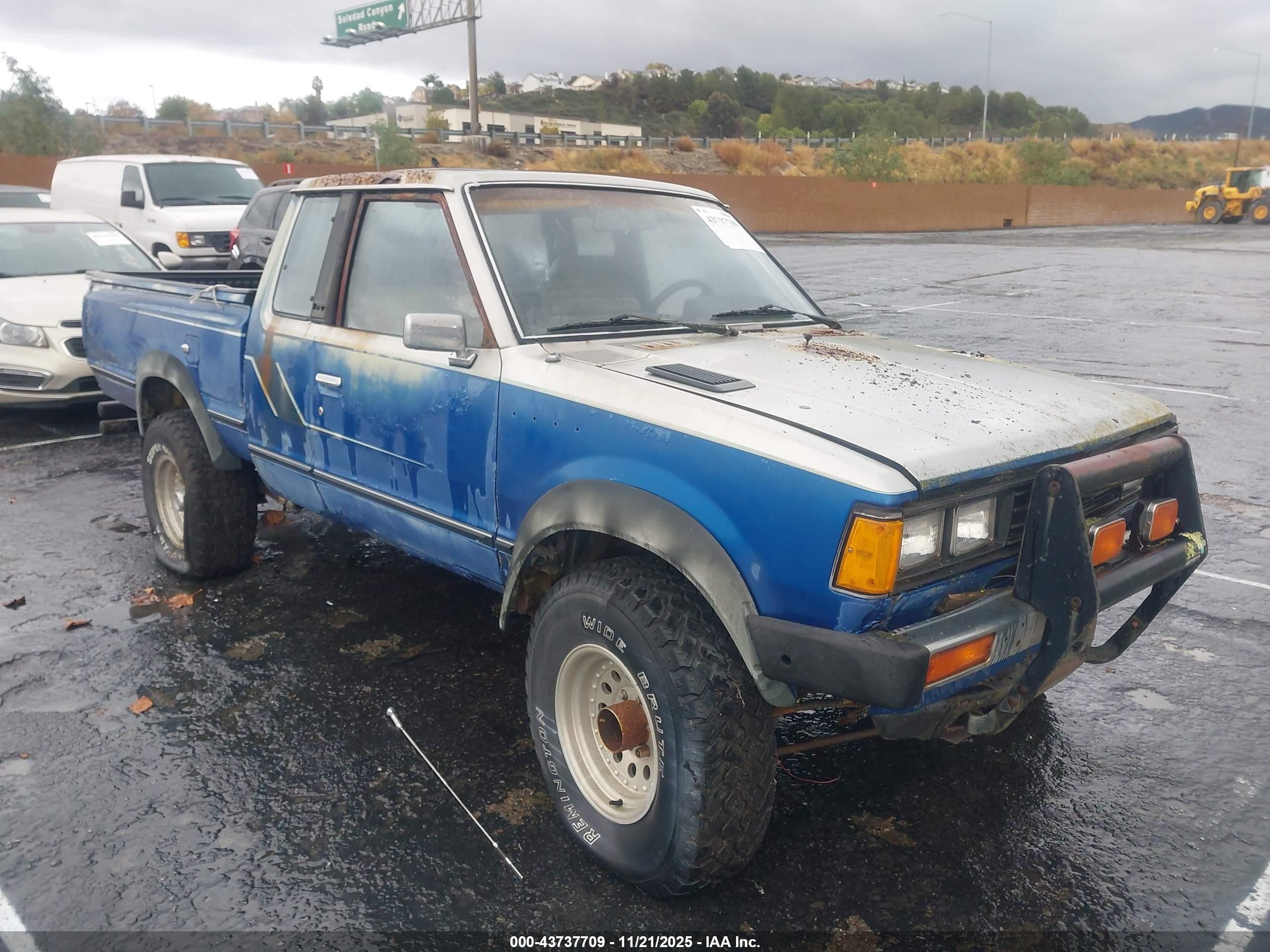 1982 Datsun 720, VIN JN6MD06Y7CW113140 — Перед