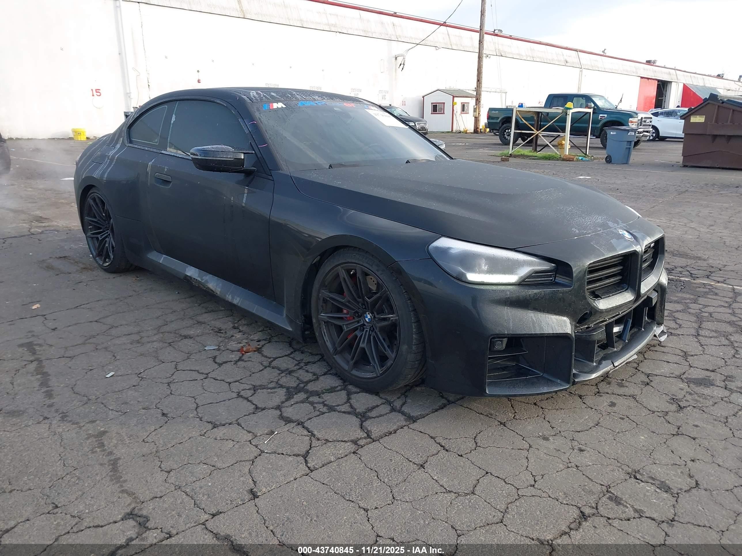 2023 BMW M2, VIN 3MF13DM02P8D53723 — Перед