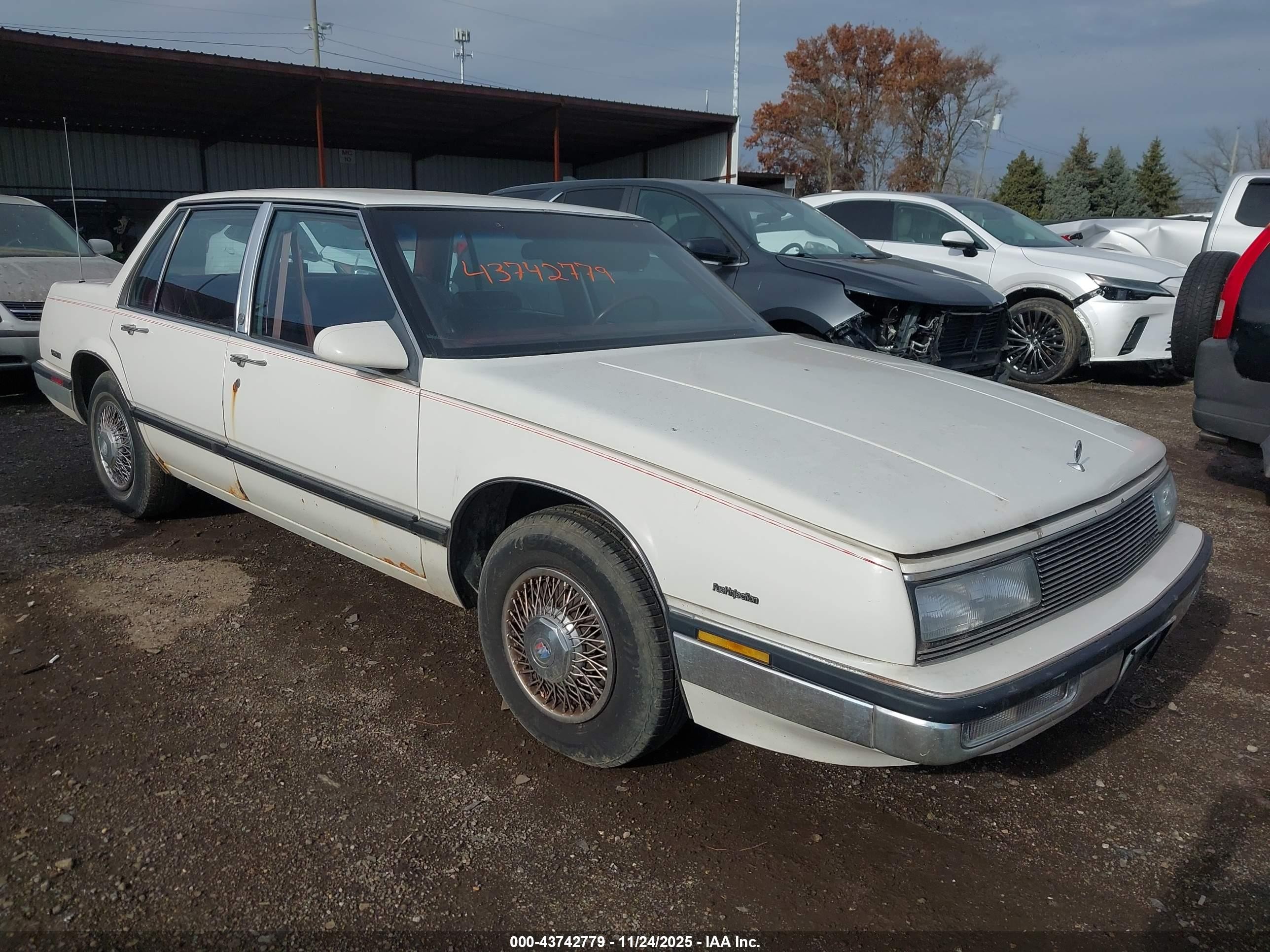 1988 Buick LeSabre, VIN 1G4HR54C3JH470967 — Перед