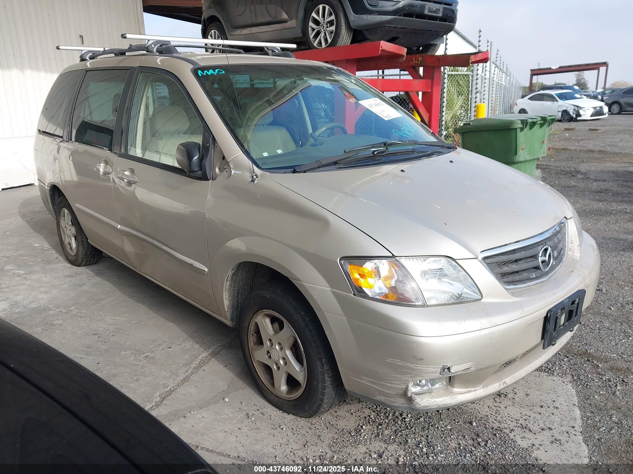 2001 Mazda MPV DX, VIN JM3LW28Y710169393 — Side