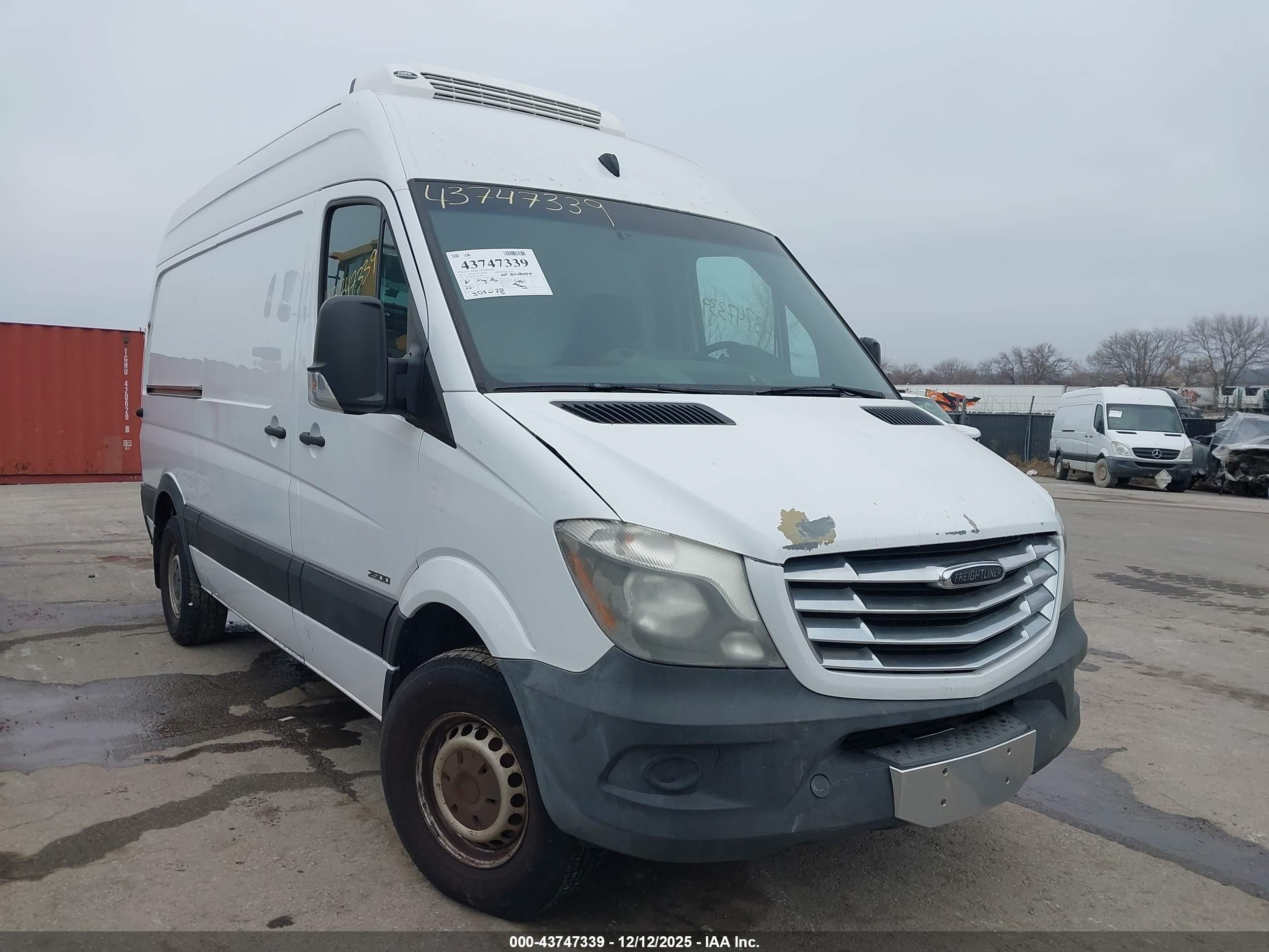 2014 Freightliner Sprinter, VIN WDYPE7CC3E5840772 — Front end