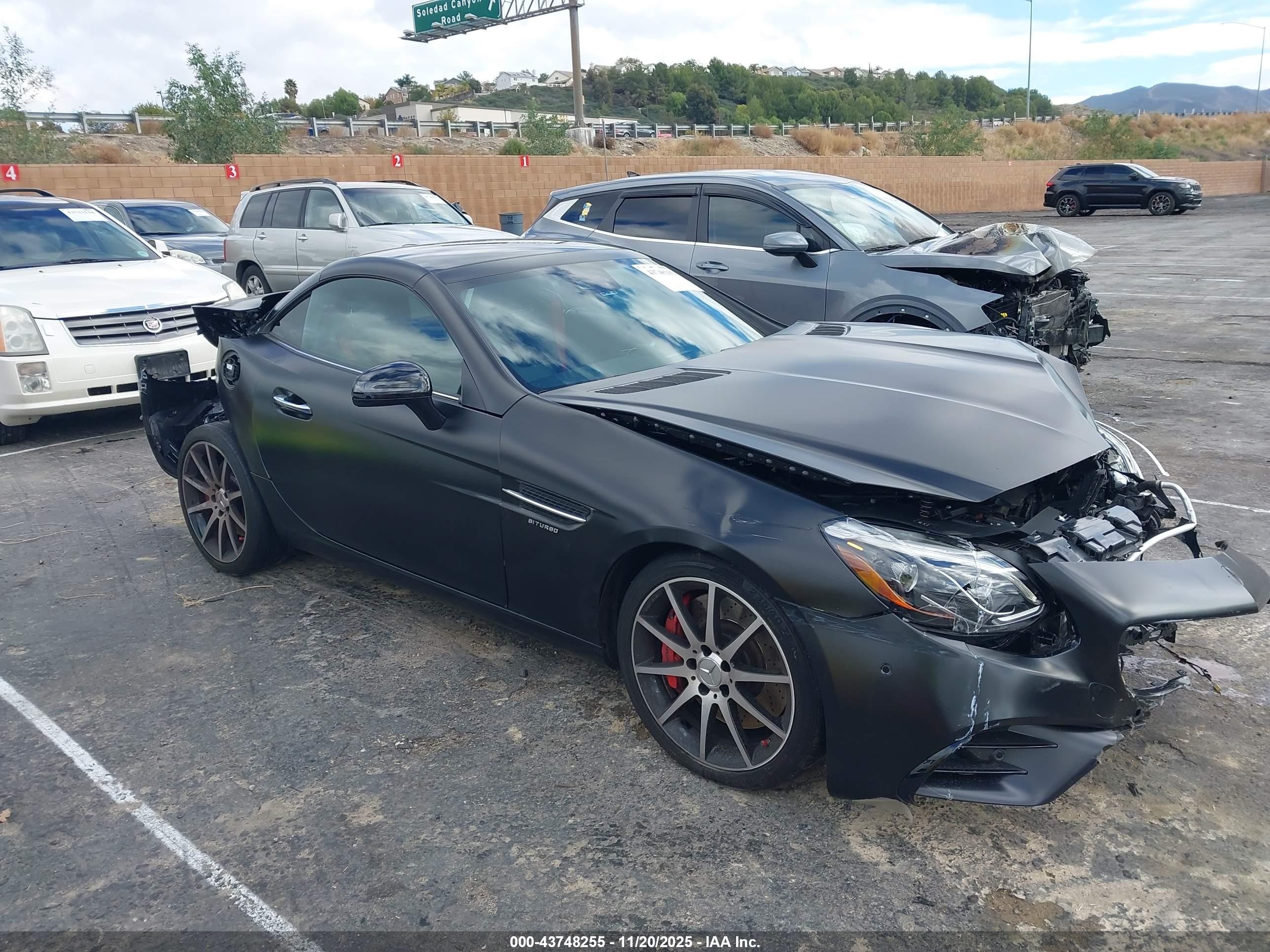 2019 Mercedes-Benz SLC 43 AMG, VIN WDDPK6GA4KF162052 — Front end