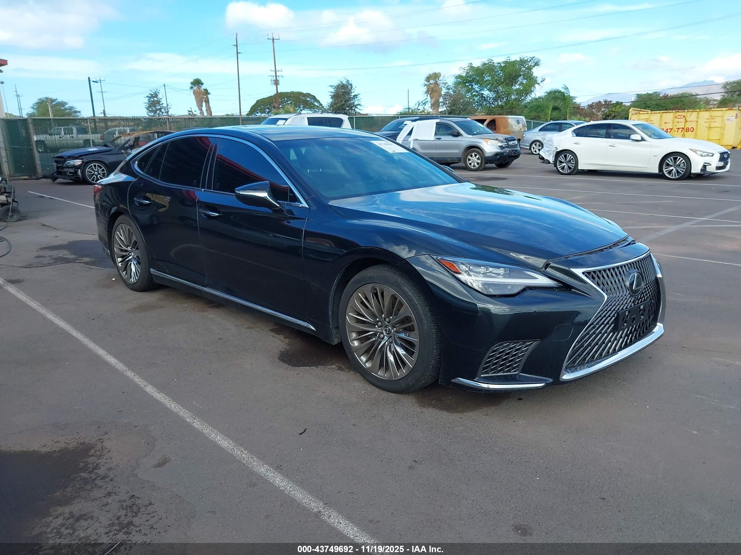 2023 Lexus LS 500, VIN JTHG5LFF9P5019235 — Front end