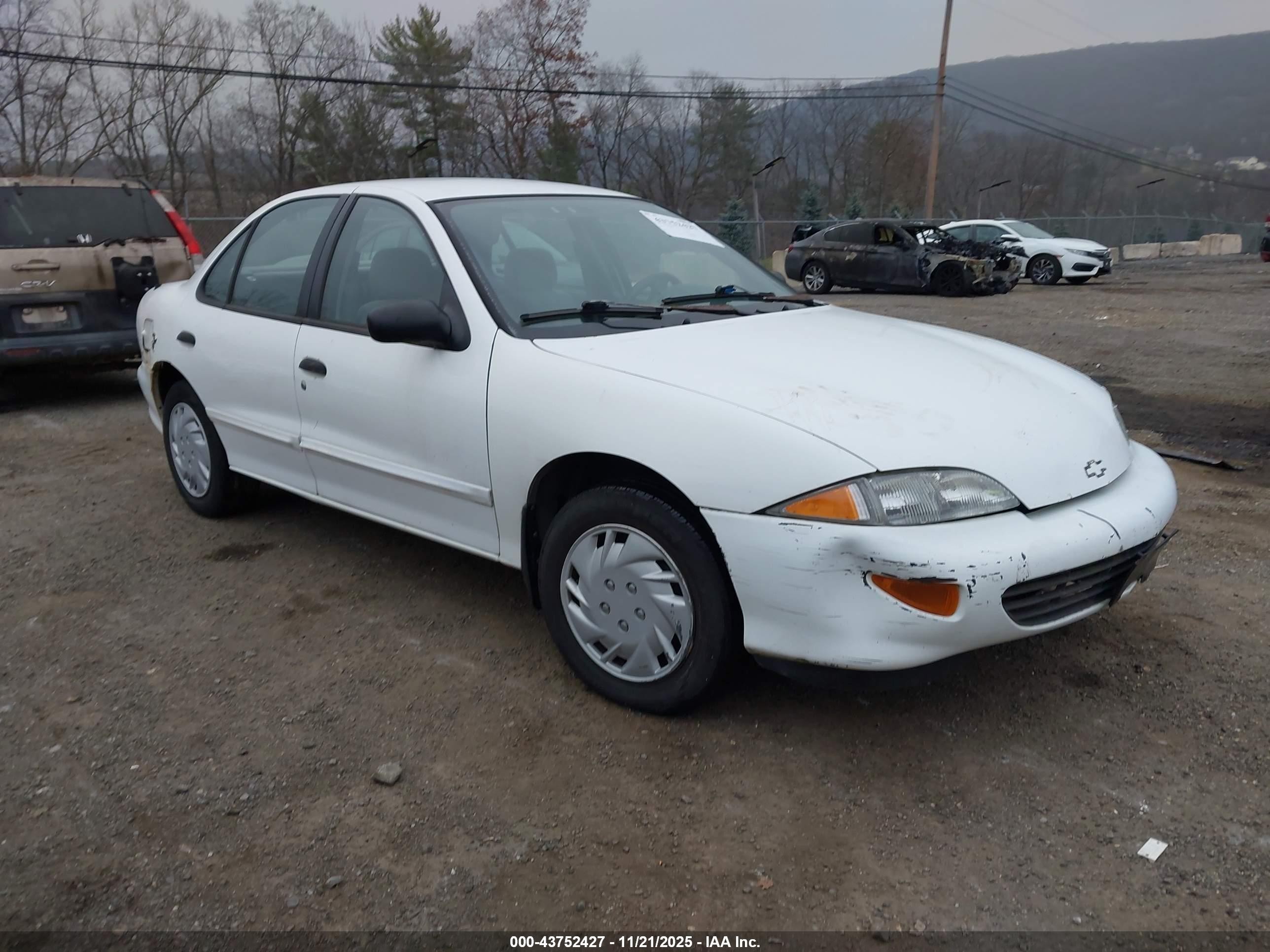 1996 Chevrolet Cavalier, VIN 1G1JC5248T7106290 — Side