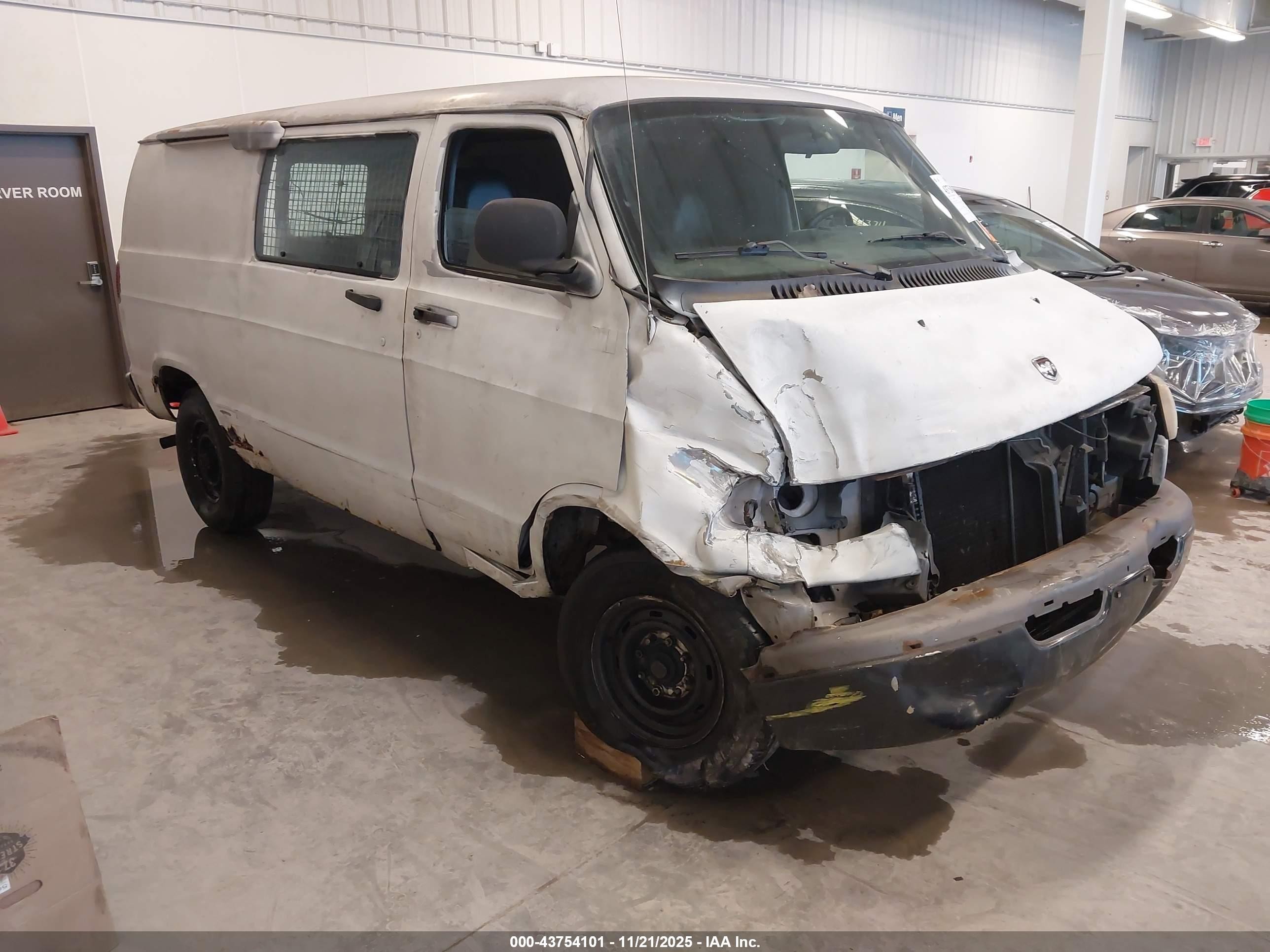 2001 Dodge RAM, VIN 2B7LB31Z31K554638 — Перед