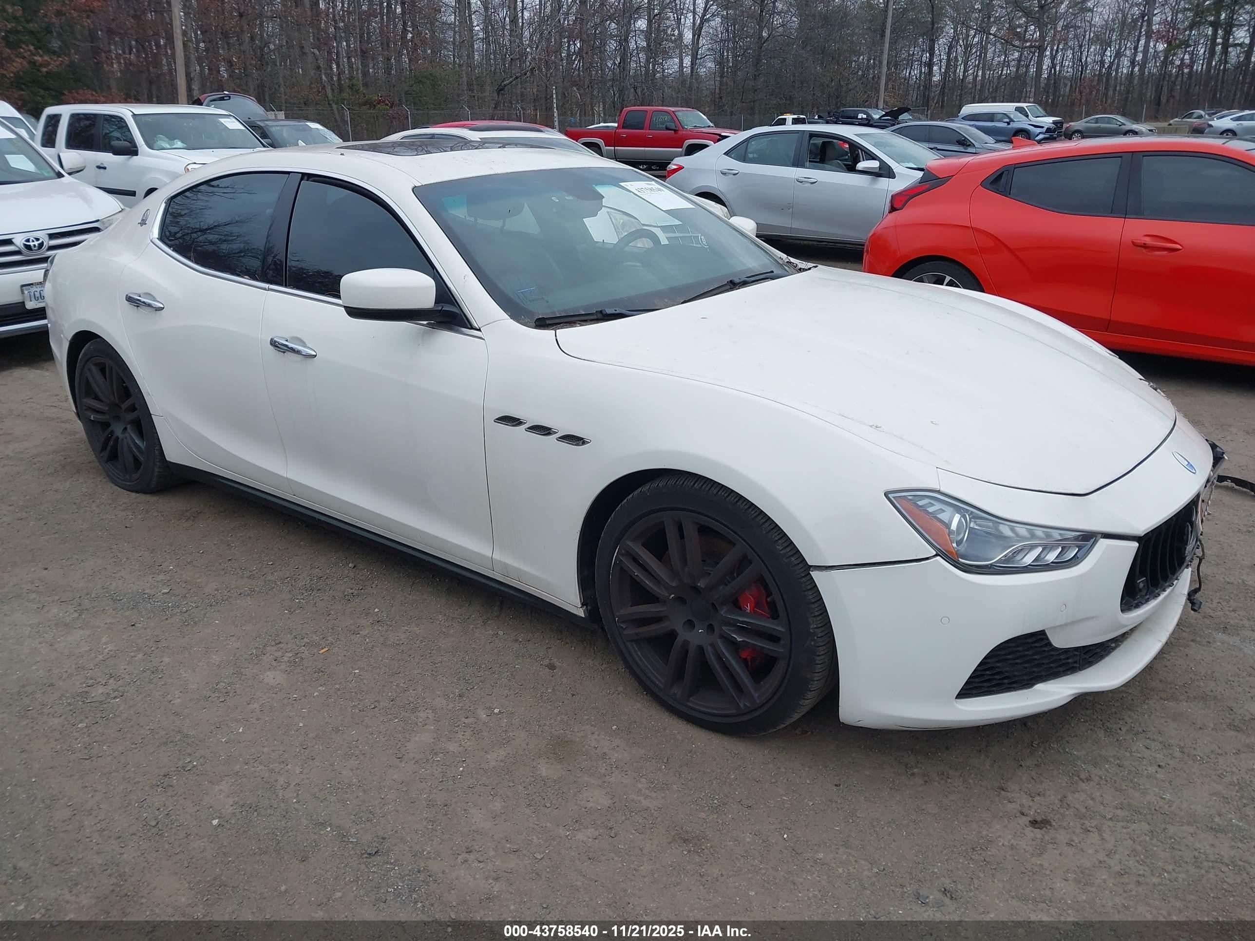 2014 Maserati Ghibli S Q4, VIN ZAM57RTA0E1124051 — Фото с аукциона