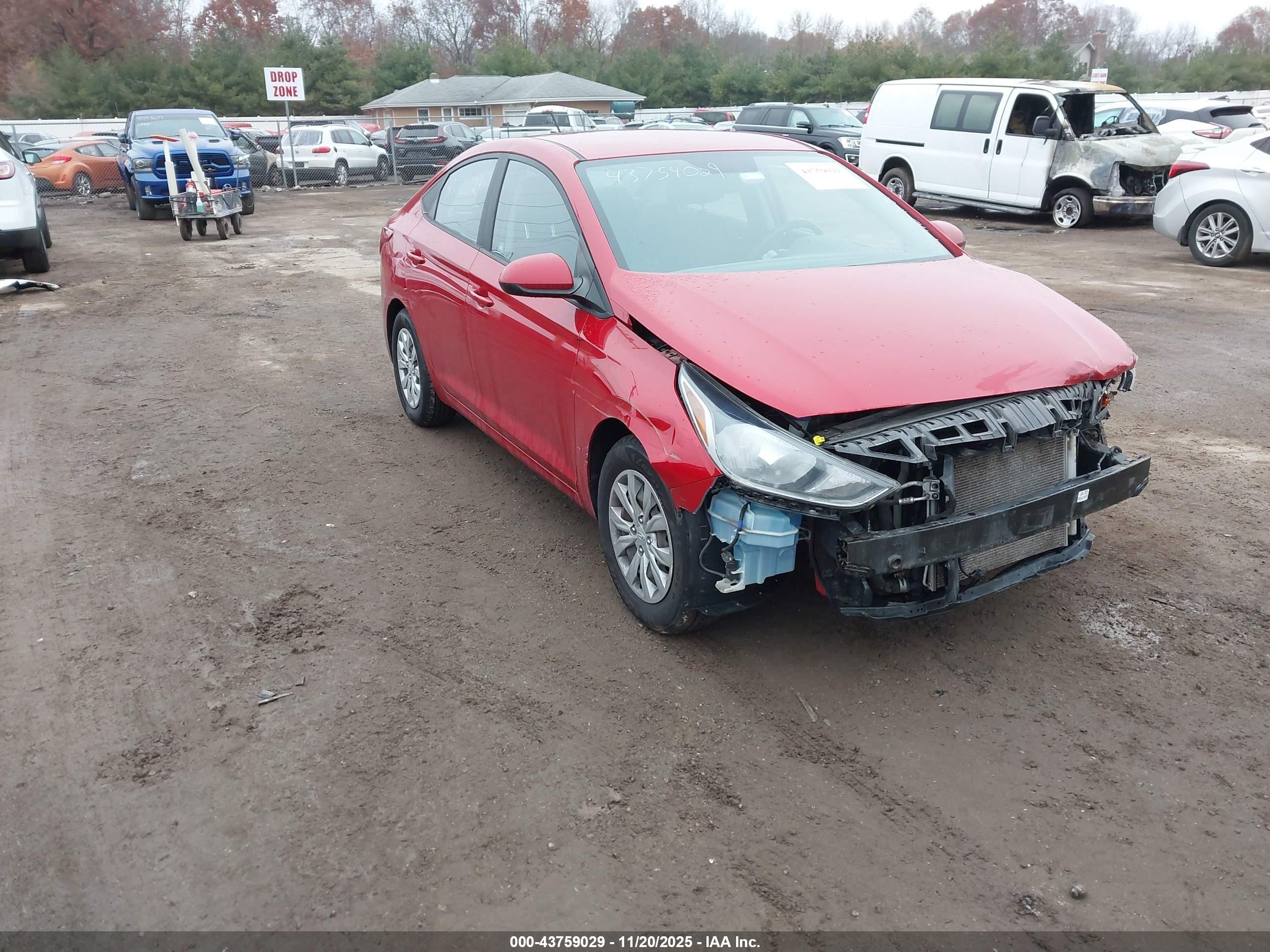 2020 Hyundai Accent SEL, VIN 3KPC24A60LE118417 — Front end