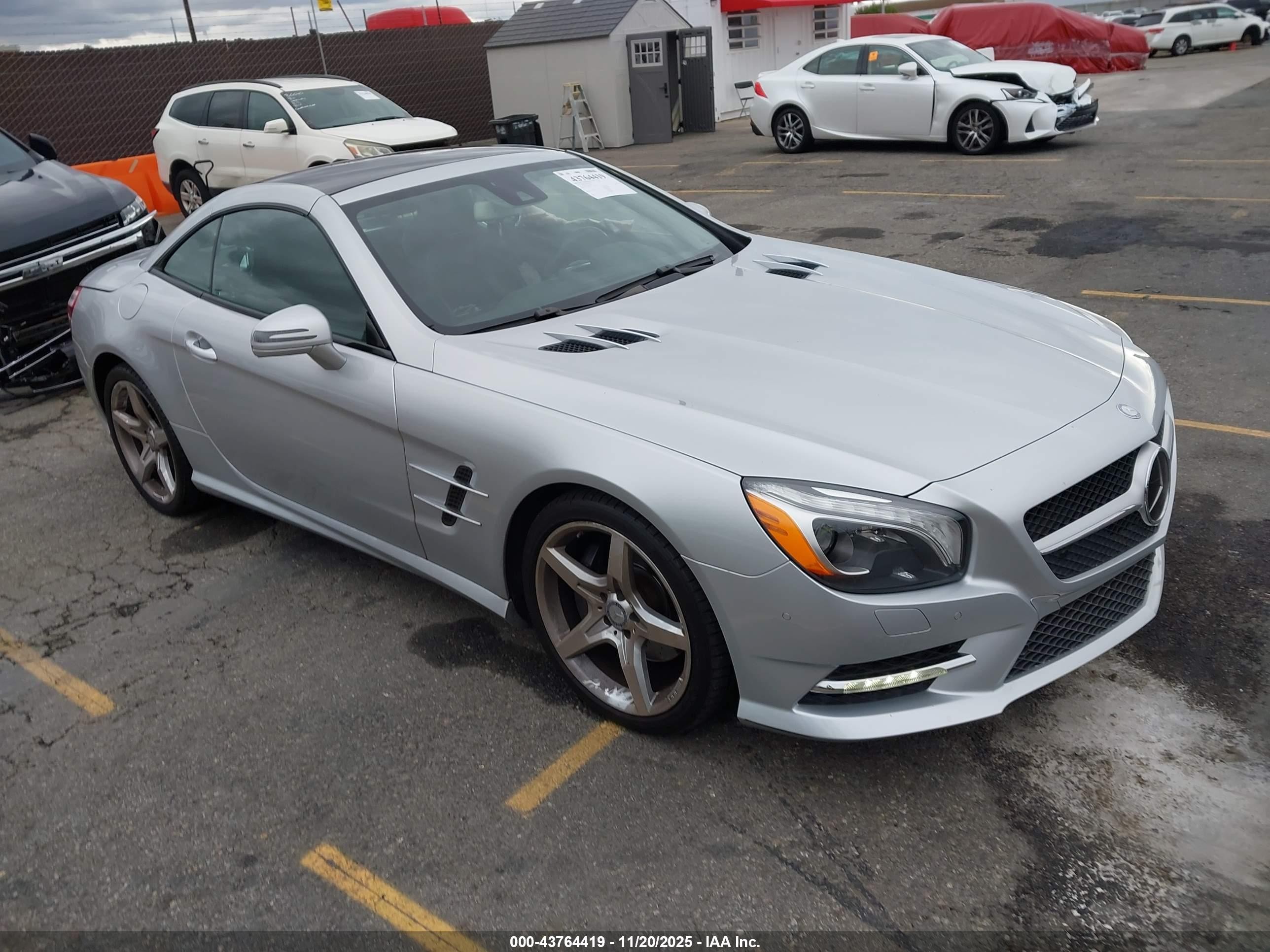 2016 Mercedes-Benz SL 400, VIN WDDJK6FA9GF038907 — Side