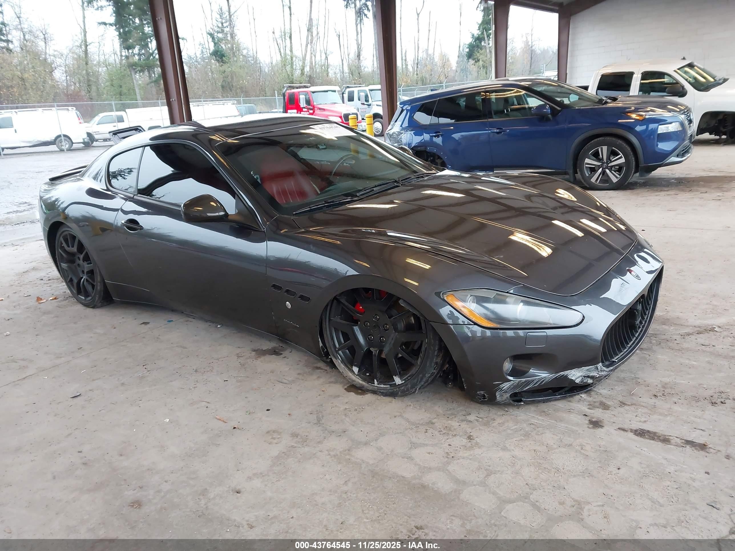 2008 Maserati GranTurismo, VIN ZAMGJ45A480038634 — Side
