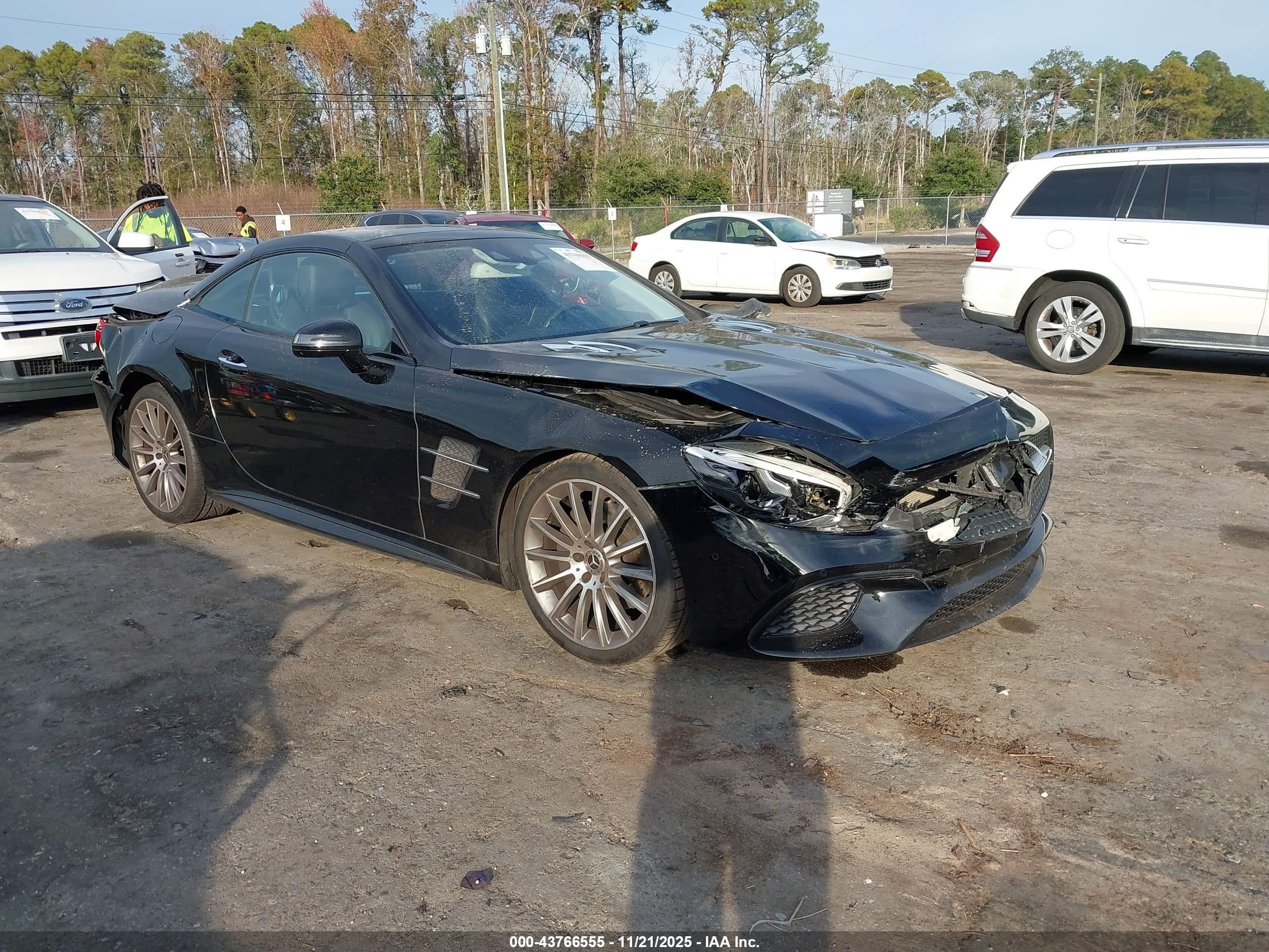 2017 Mercedes-Benz SL 450, VIN WDDJK6GA1HF046760 — Front end