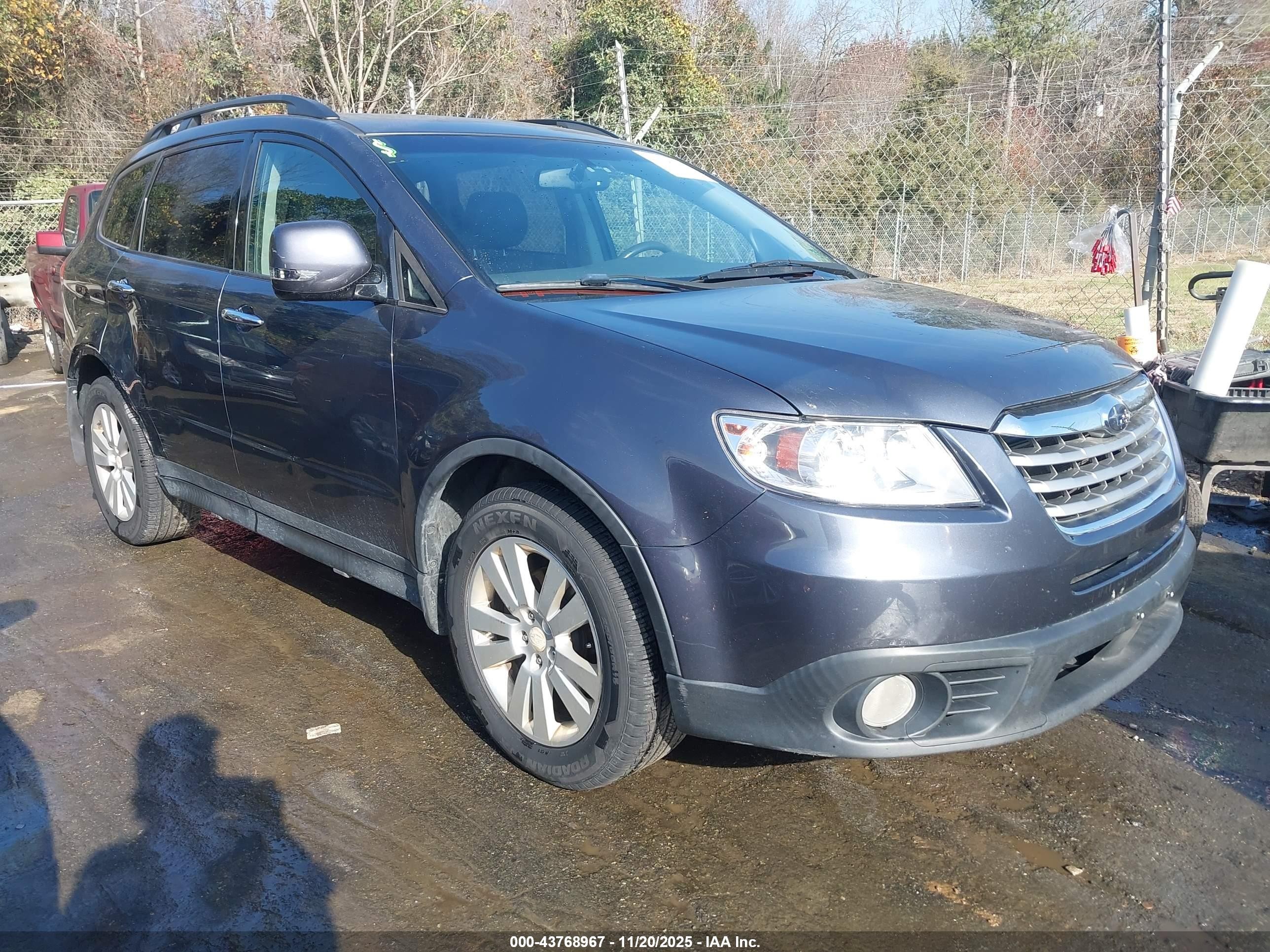 2014 Subaru Tribeca Limited, VIN 4S4WX9GD8E4400676 — Rear end