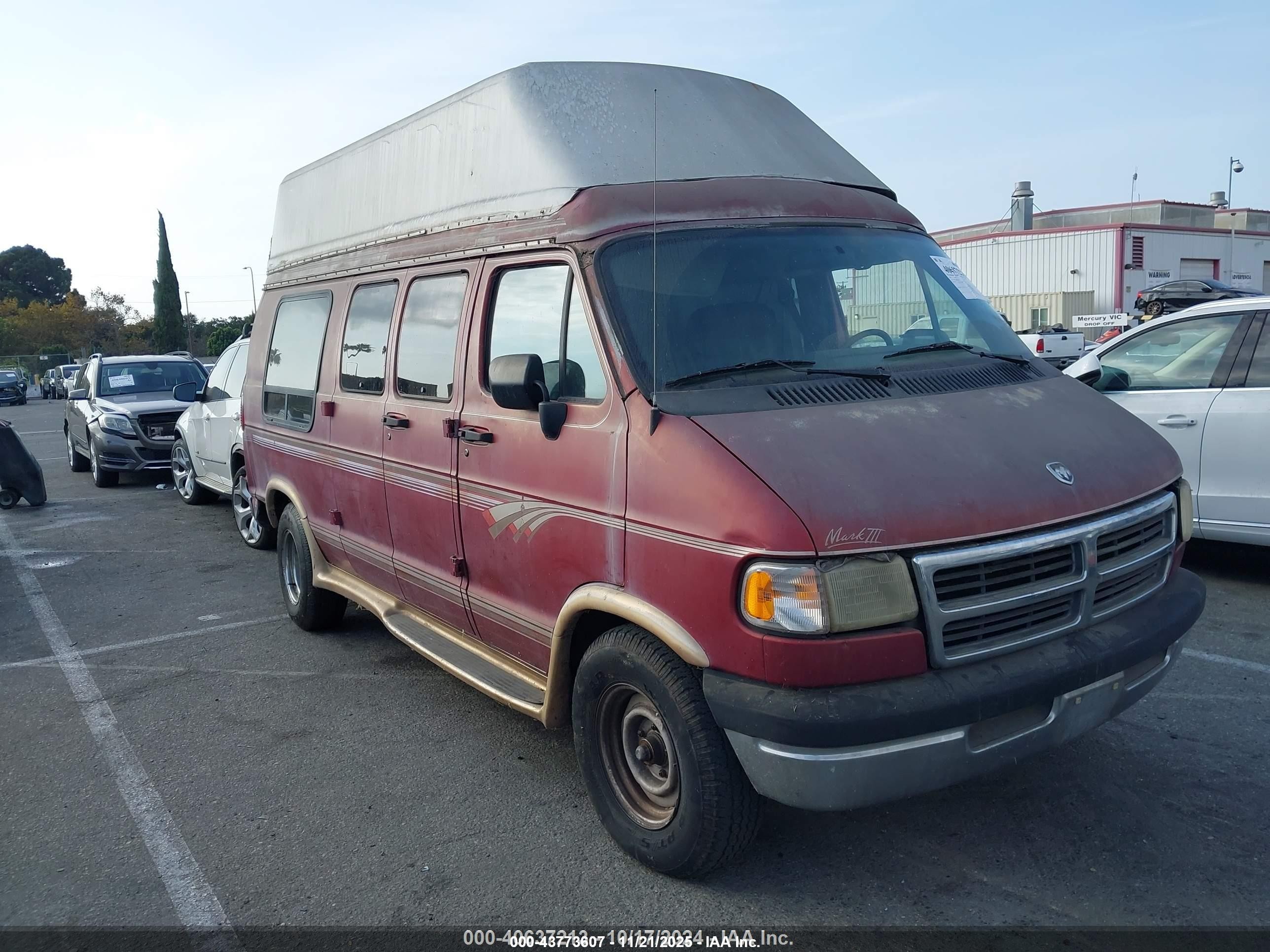 1997 Dodge Cargo, VIN 2B6HB21Y8VK553082 — Rear end