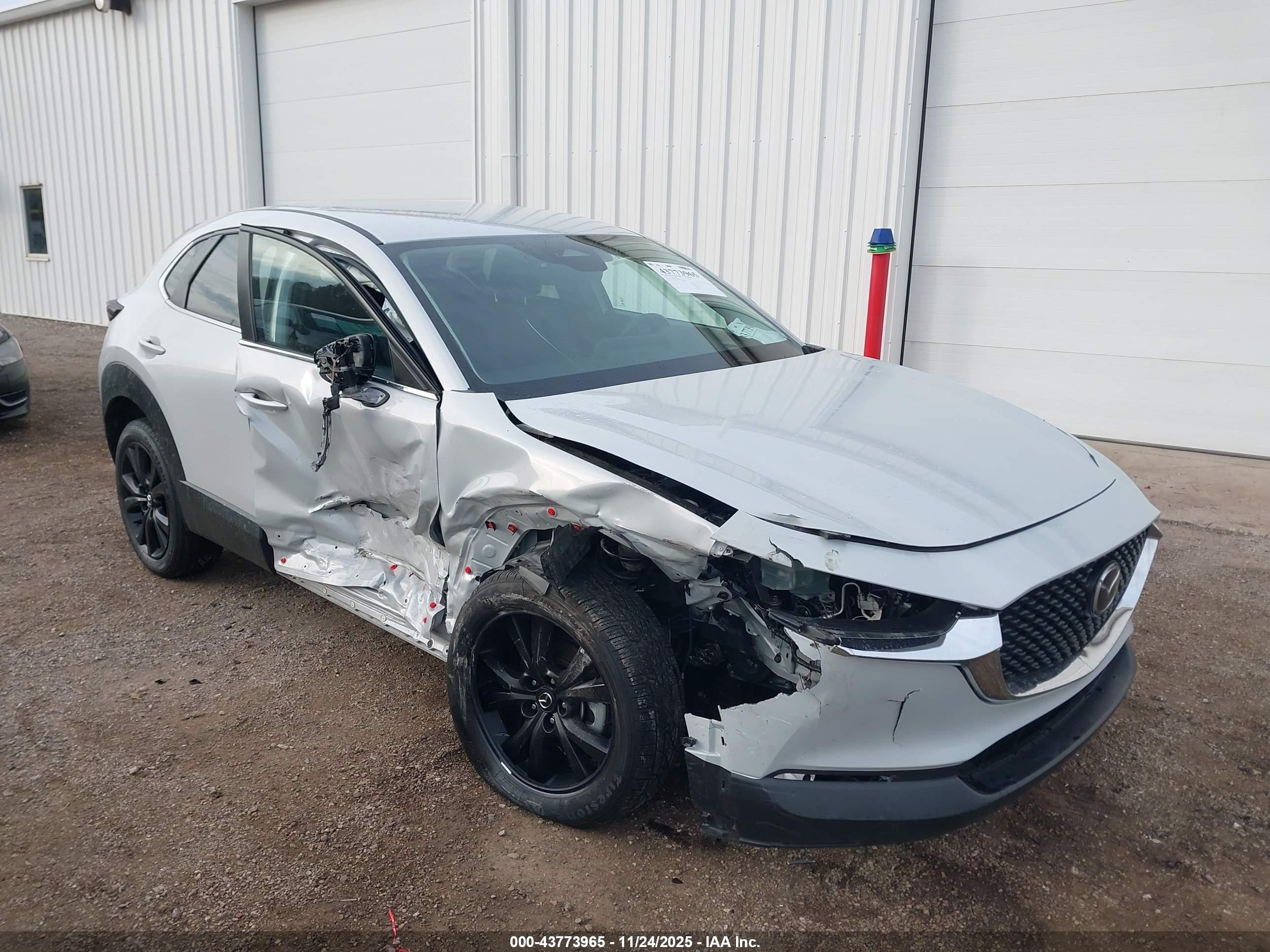 2024 Mazda CX-30 S Select Sport, VIN 3MVDMBBM5RM639257 — Side