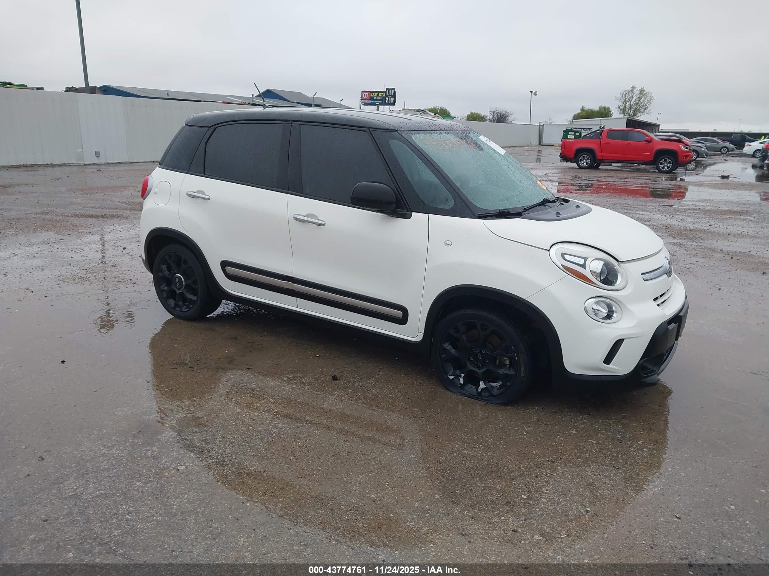 2017 FIAT 500L Trekking, VIN ZFBCFADH8HZ040189 — Undercarriage