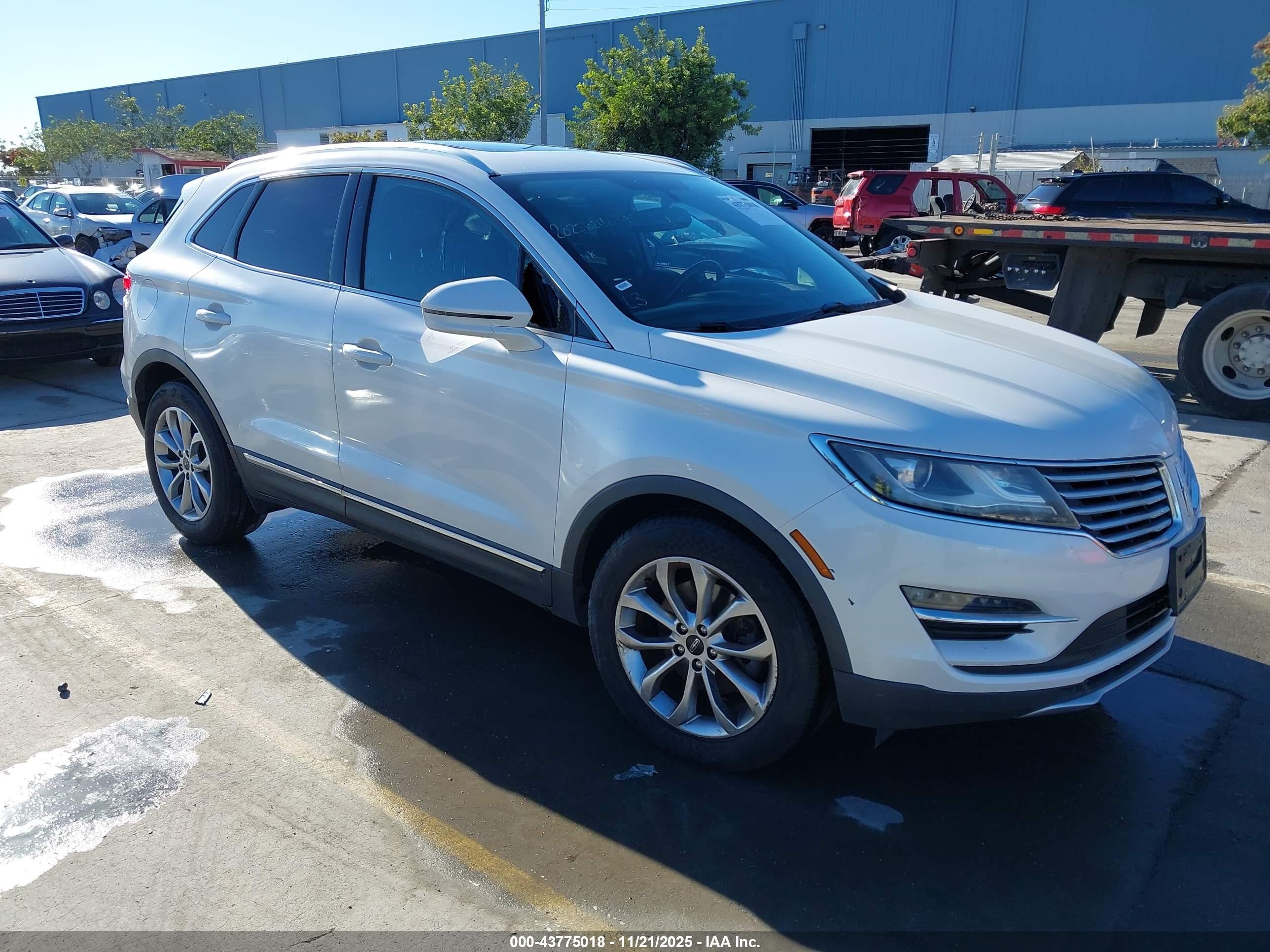 2017 Lincoln MKC Select, VIN 5LMCJ2C98HUL33379 — Theft recovery