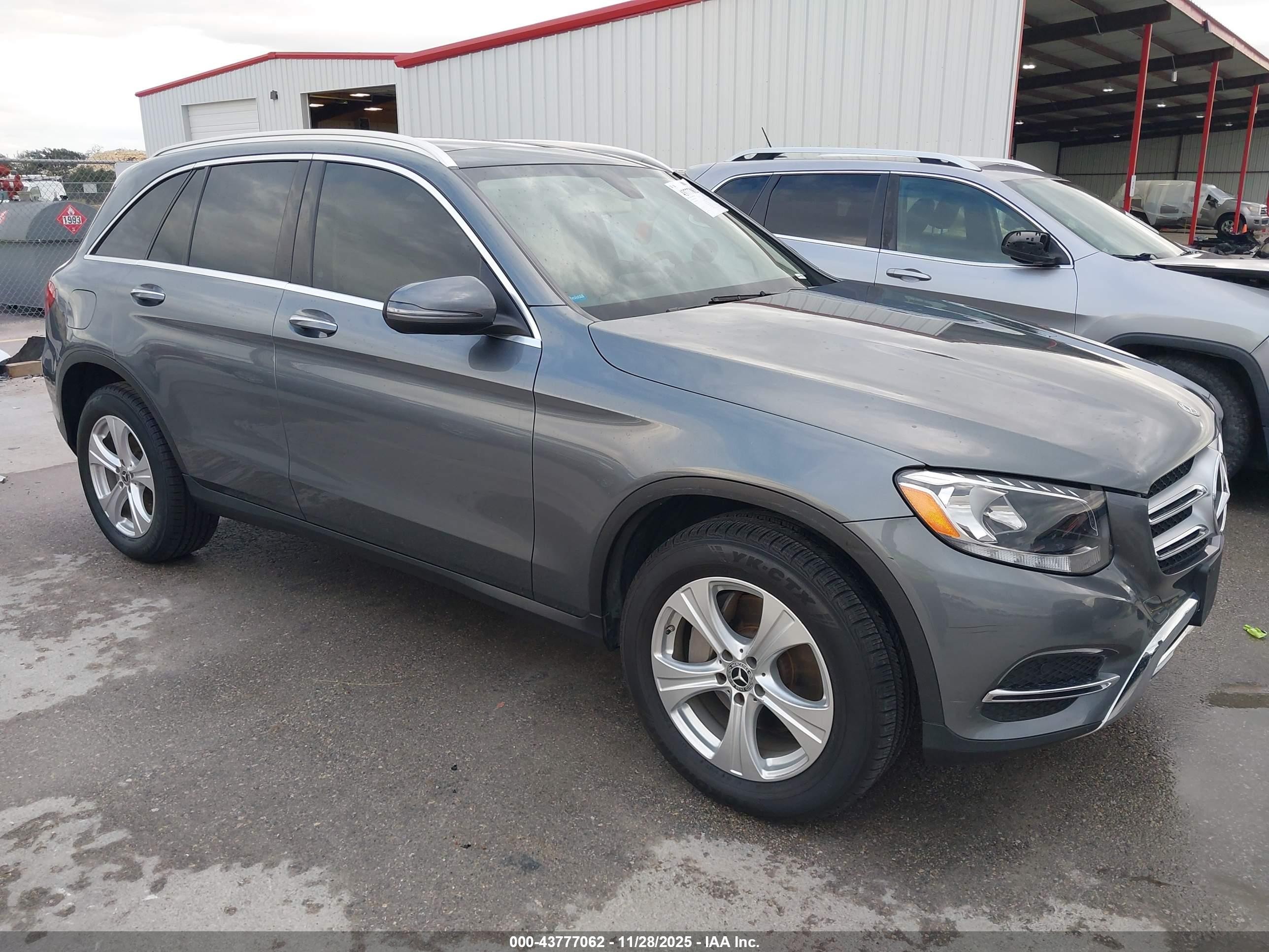 2018 Mercedes-Benz GLC 300, VIN WDC0G4JB9JV018028 — Undercarriage