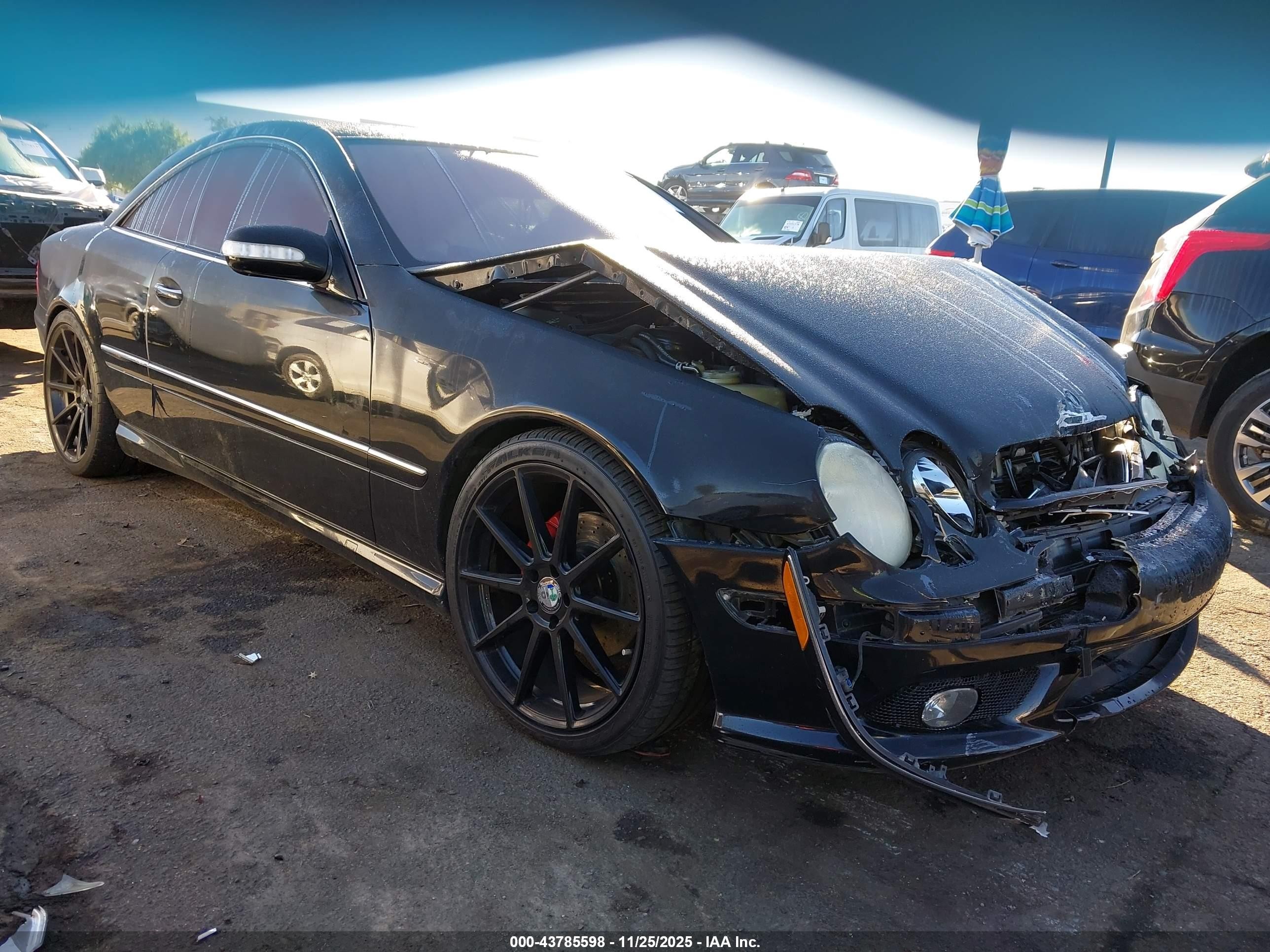 2006 Mercedes-Benz CL 500, VIN WDBPJ75J36A047529 — Front end