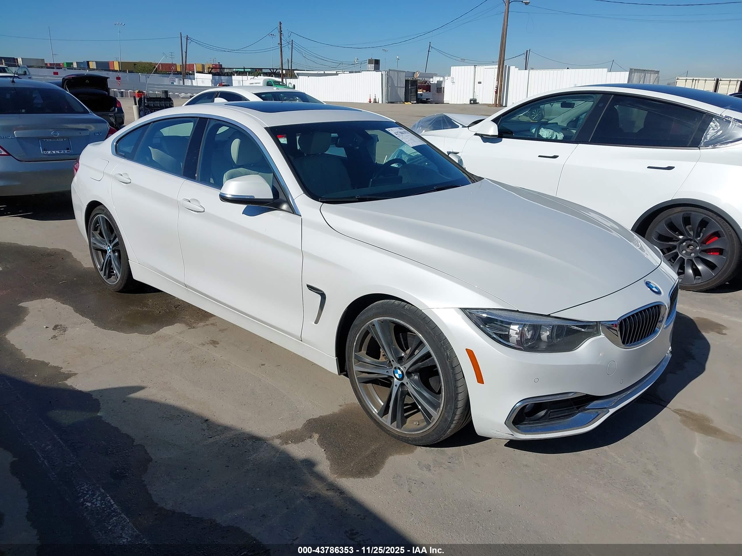 2018 BMW 4 Series 430i, VIN WBA4J1C53JBG77254 — Rear end