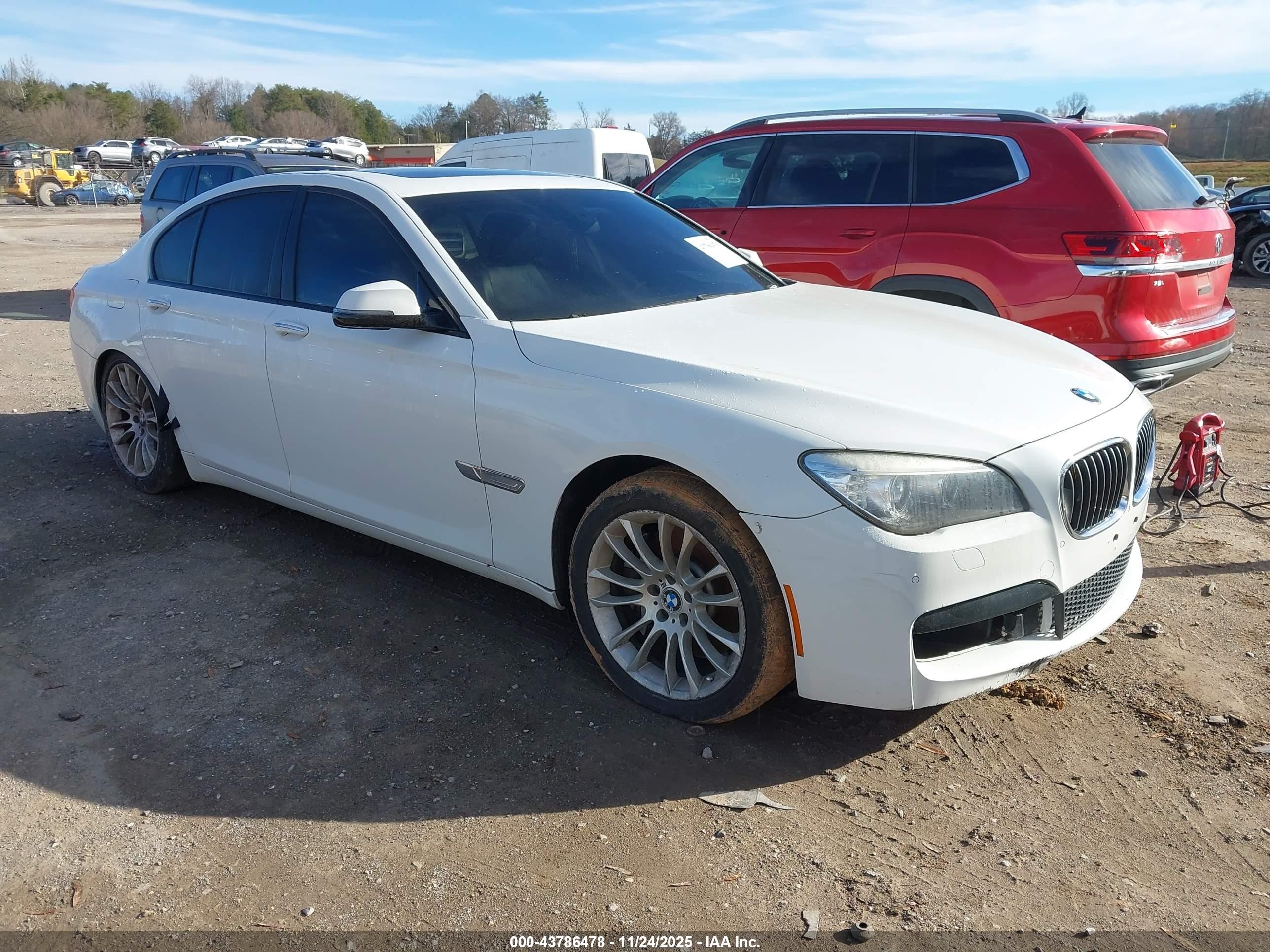 2014 BMW 7 Series 750i xDrive, VIN WBAYB6C58ED224993 — Normal wear