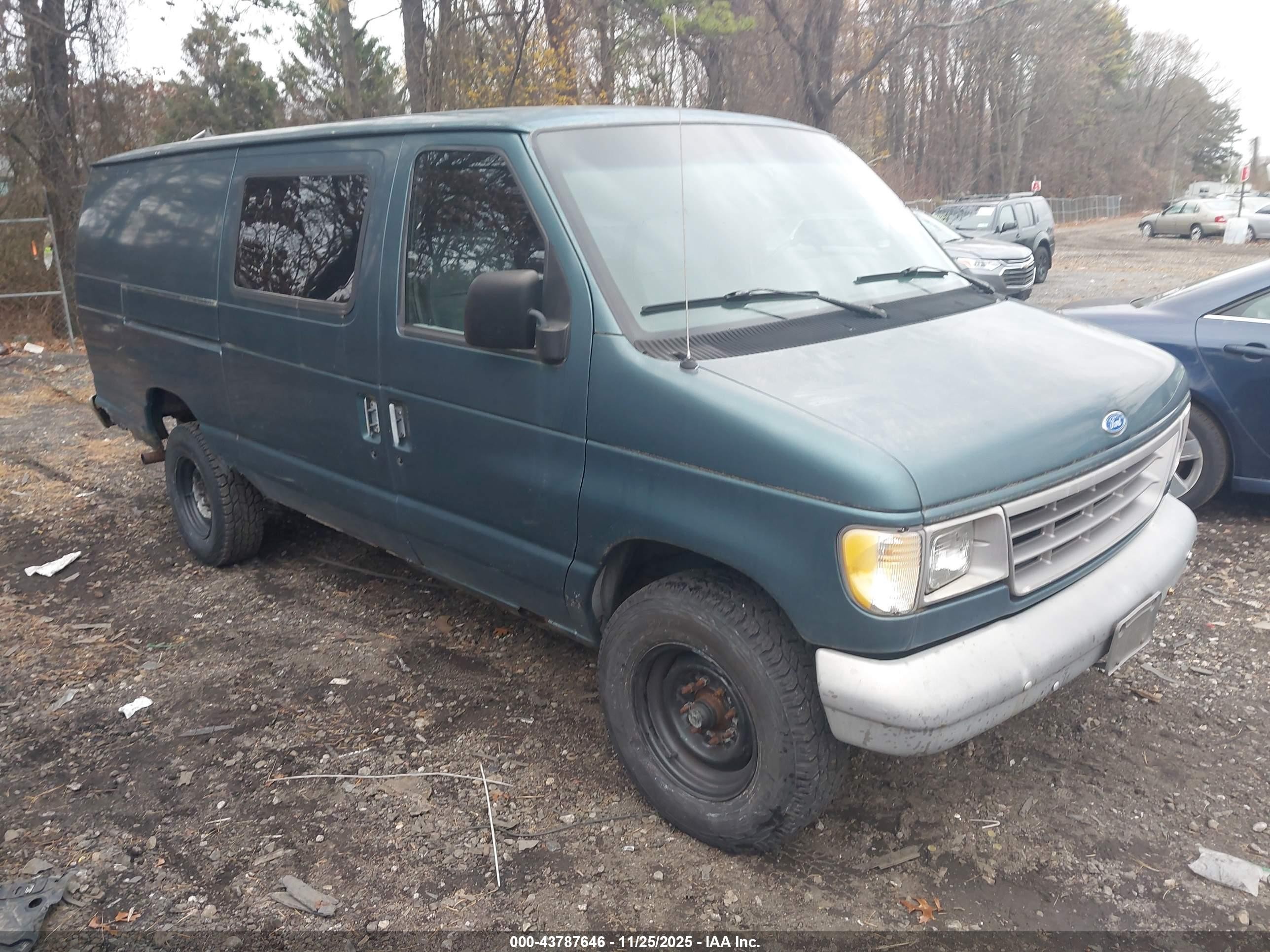 1995 Ford Econoline Cargo, VIN 1FTFS24Y9SHB87744 — Rear end
