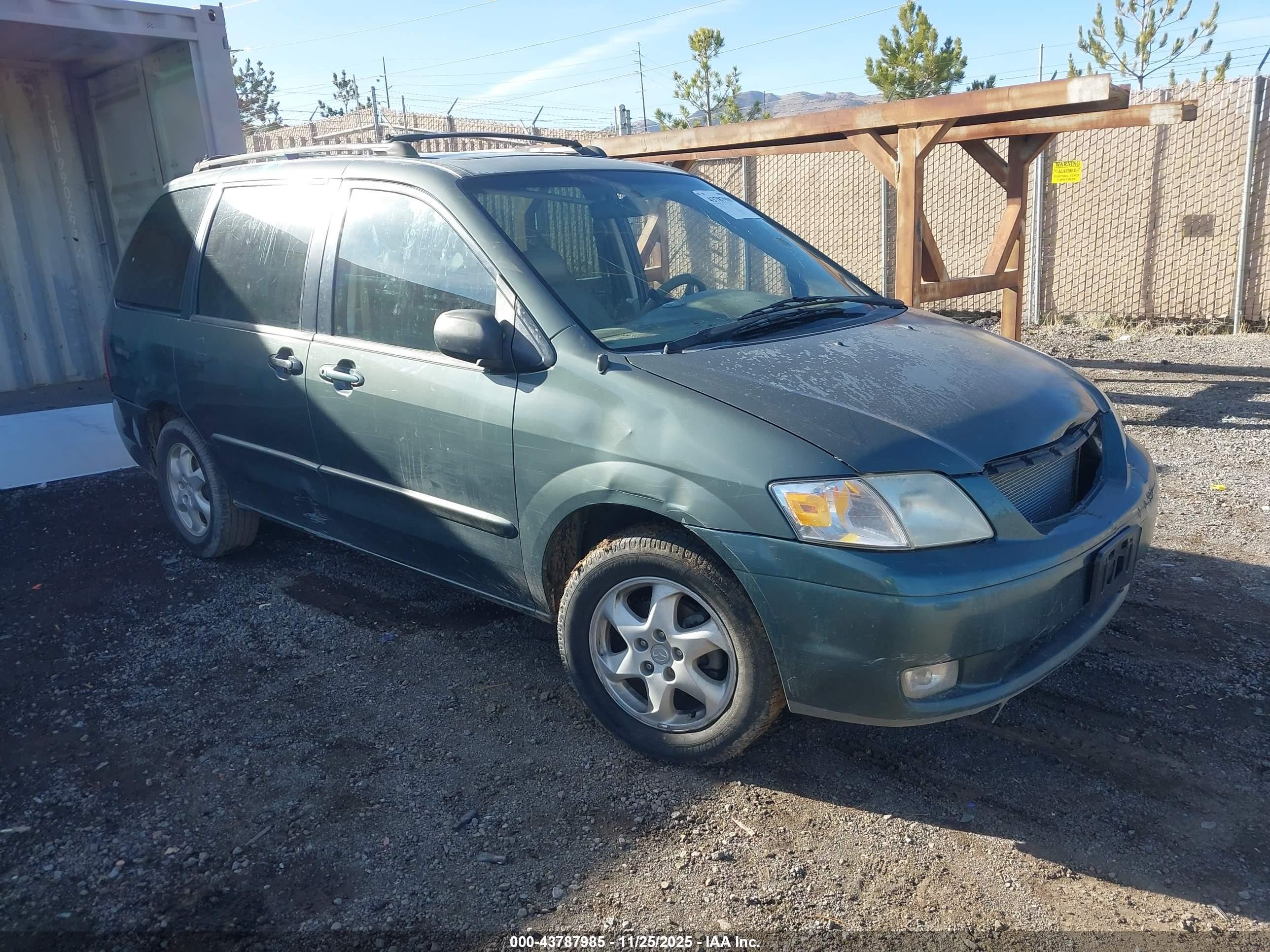 2001 Mazda MPV DX, VIN JM3LW28Y510174463 — Front end