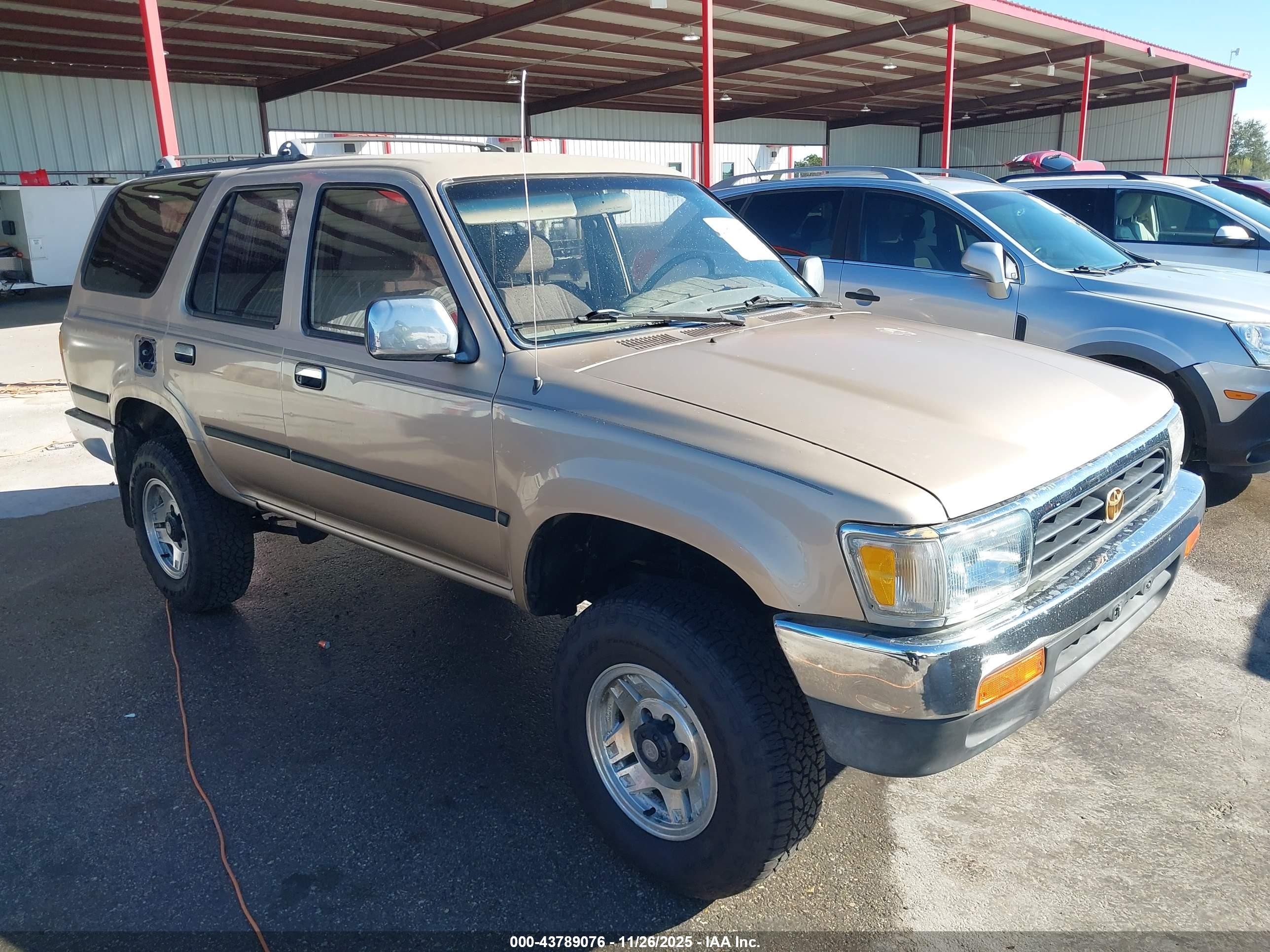 1995 Toyota 4Runner, VIN JT3VN29VXS0070162 — Engine fire
