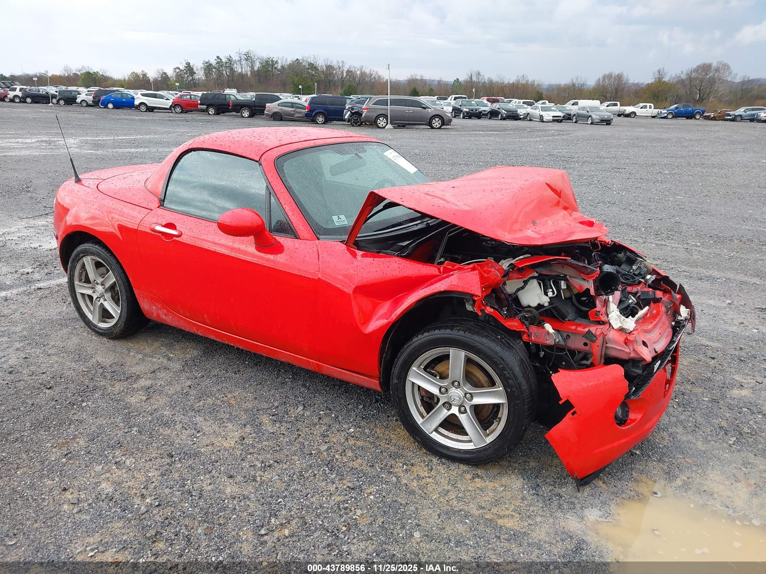 2008 Mazda MX-5 Miata Grand Touring, VIN JM1NC26FX80143179 — Front end