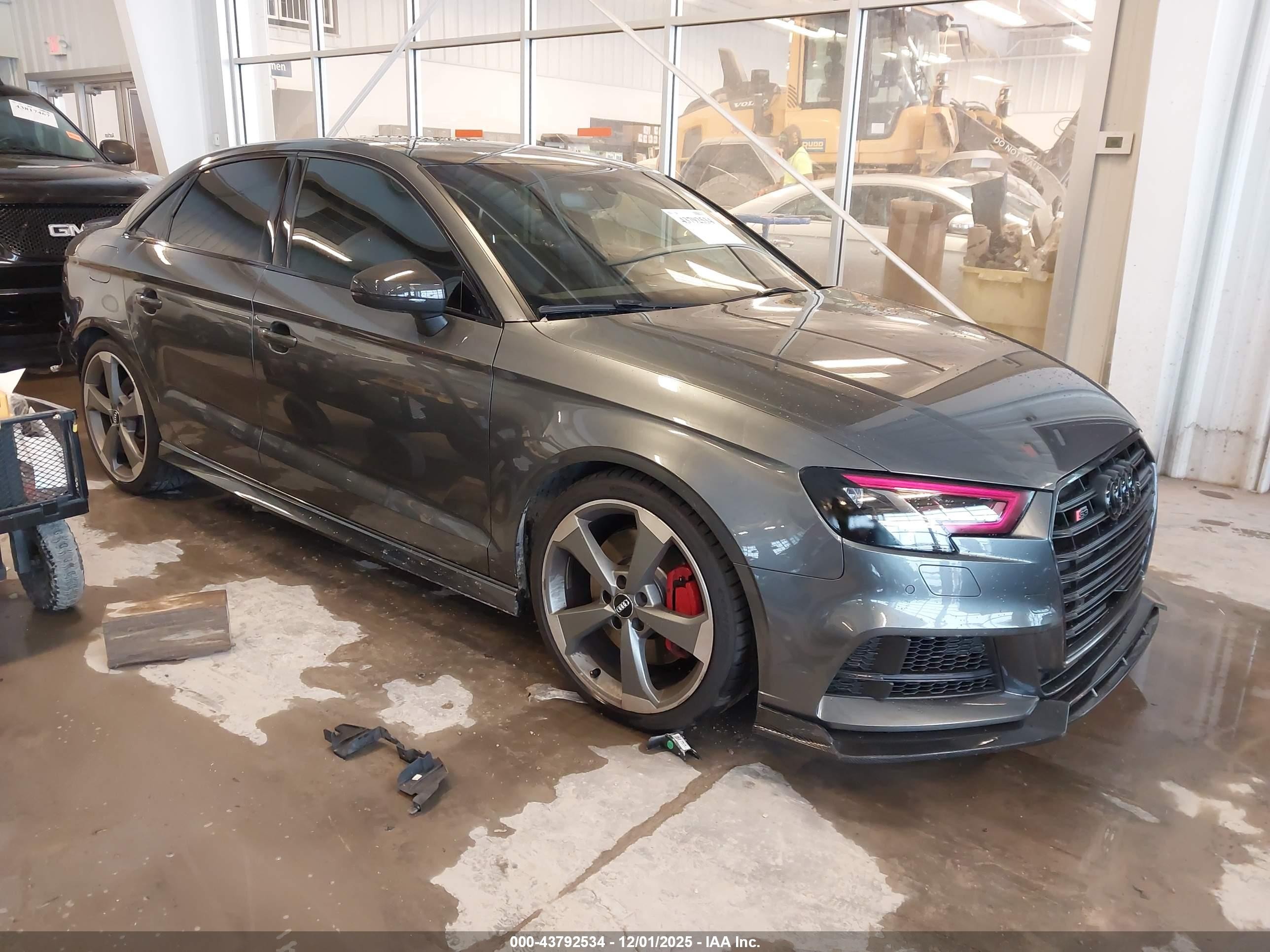2019 Audi S3 Premium Plus, VIN WAUB1GFF9K1021045 — Rear end