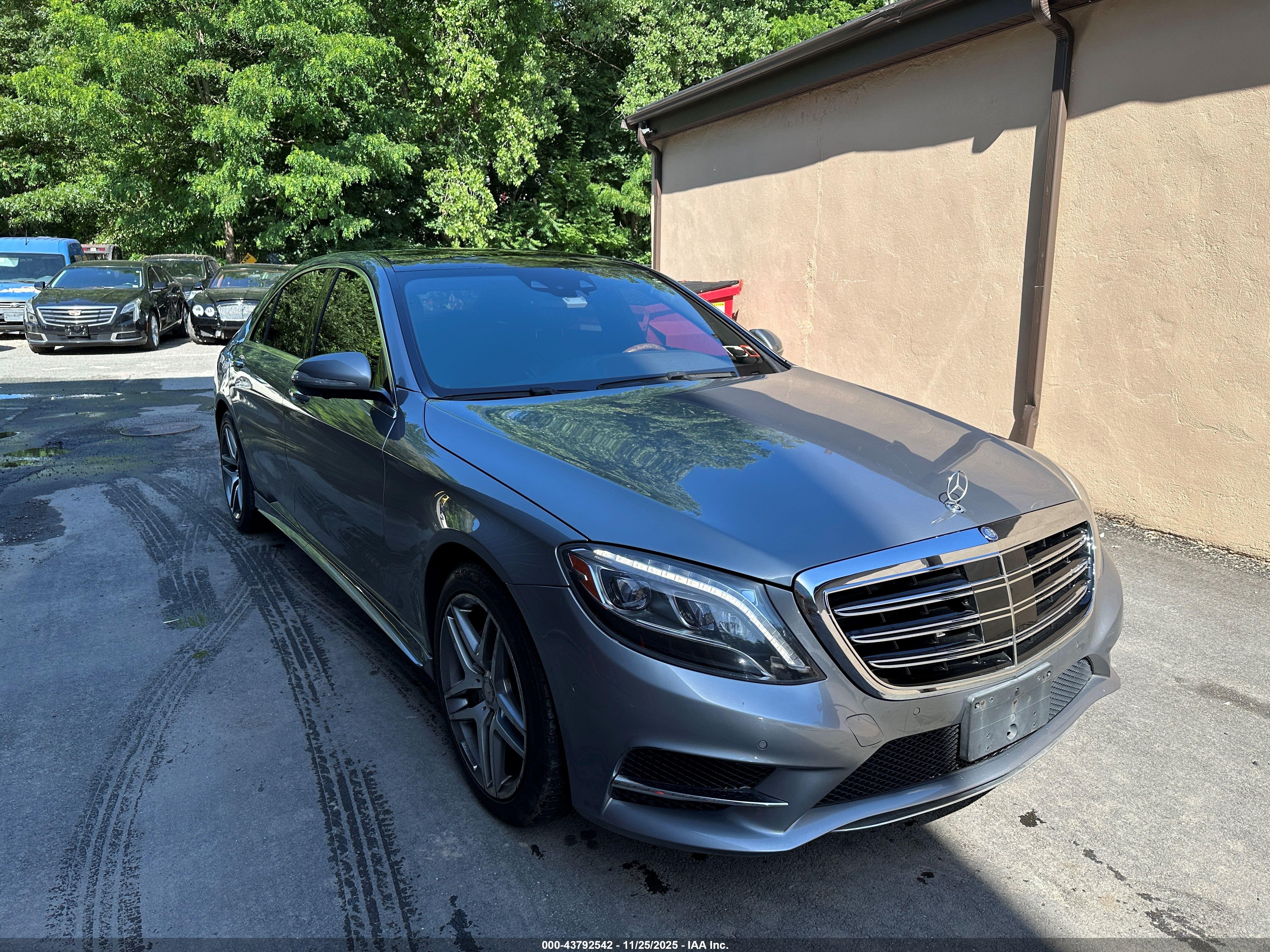2015 Mercedes-Benz S 550, VIN WDDUG8FB7FA092737 — Normal wear