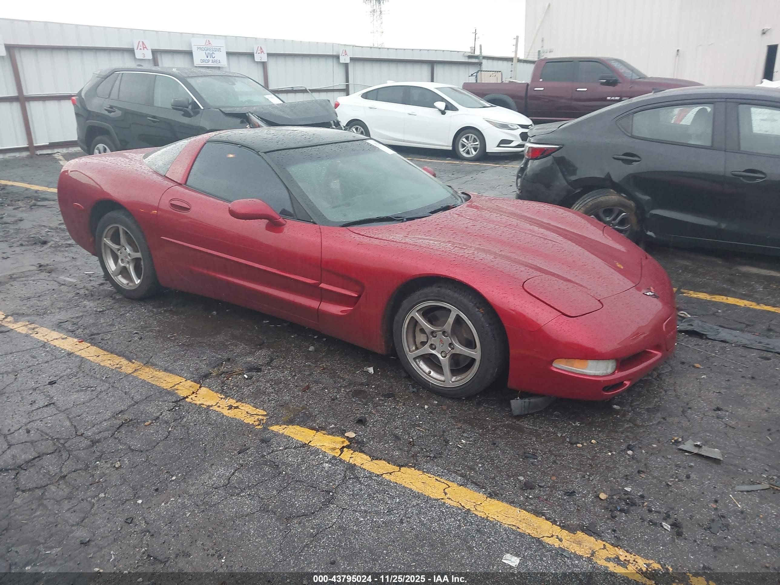 2000 Chevrolet Corvette, VIN 1G1YY22G1Y5117949 — Side
