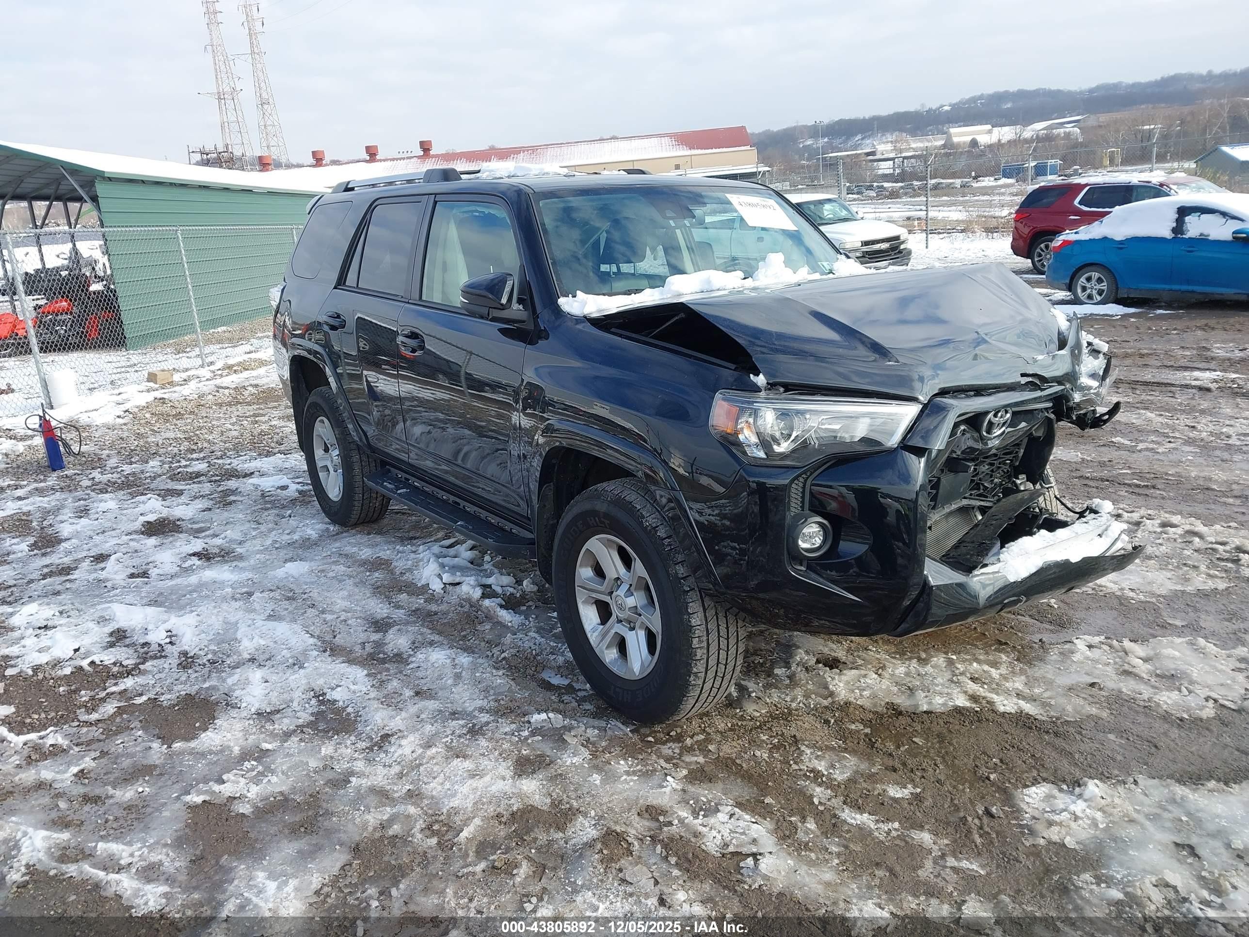 2023 Toyota 4Runner SR5 Premium, VIN JTENU5JRXP6089910 — Front end
