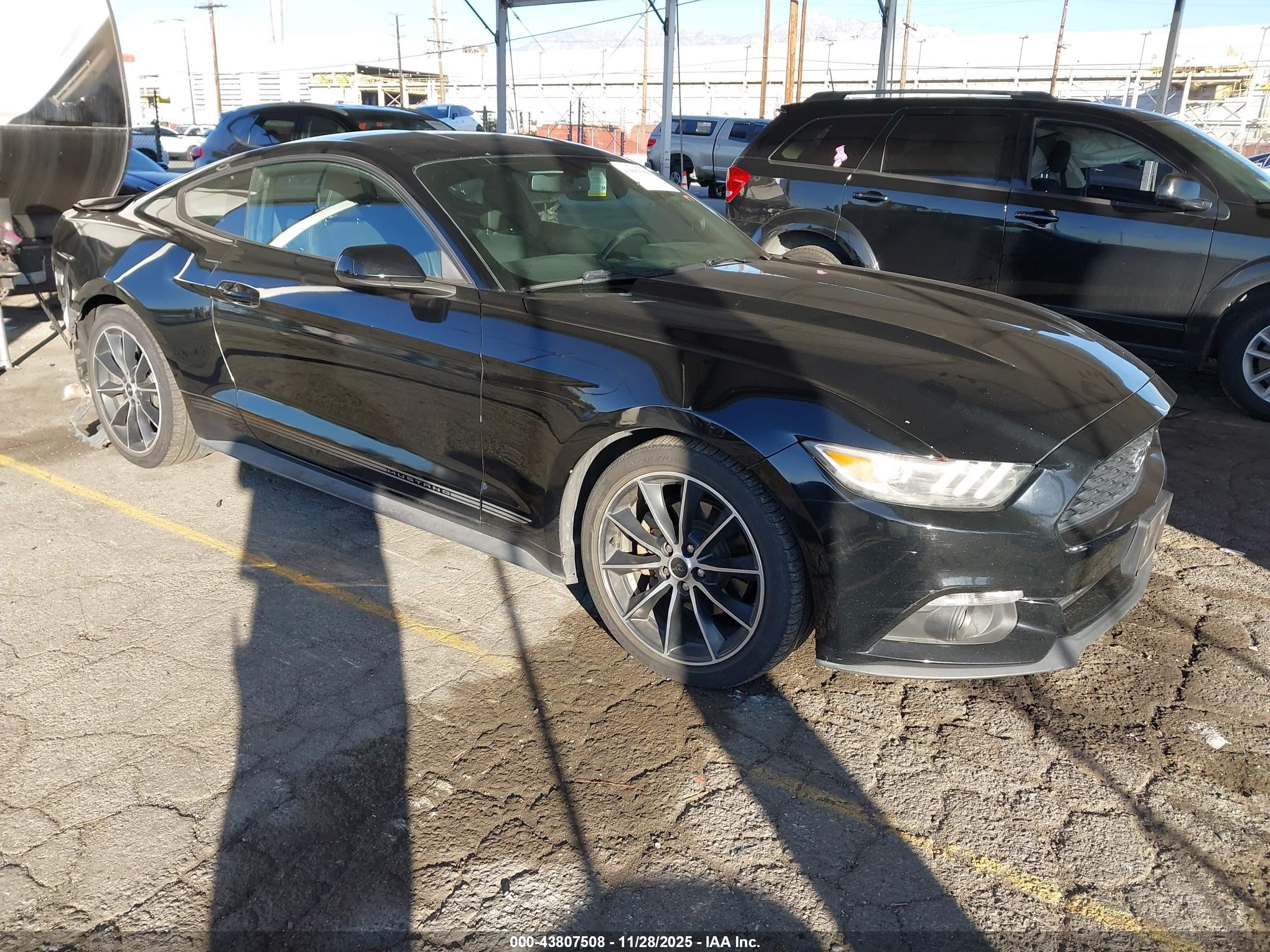 2015 Ford Mustang EcoBoost Premium, VIN 1FA6P8TH2F5319388 — Rear end